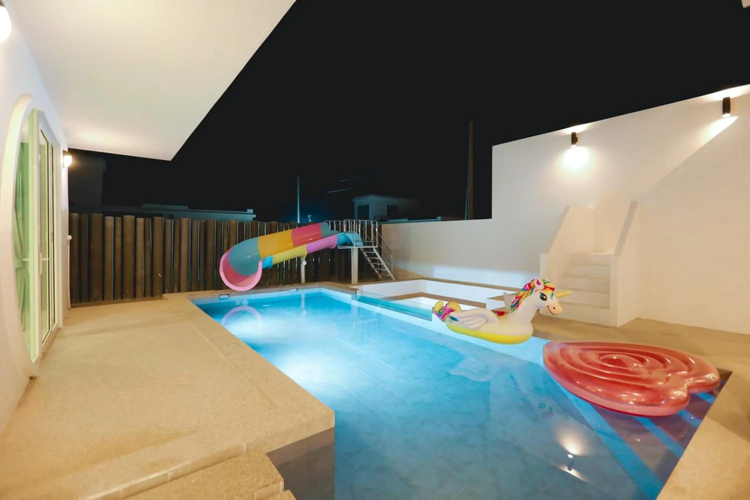 Swimming pool in The Modern Pool Villa Hua Hin