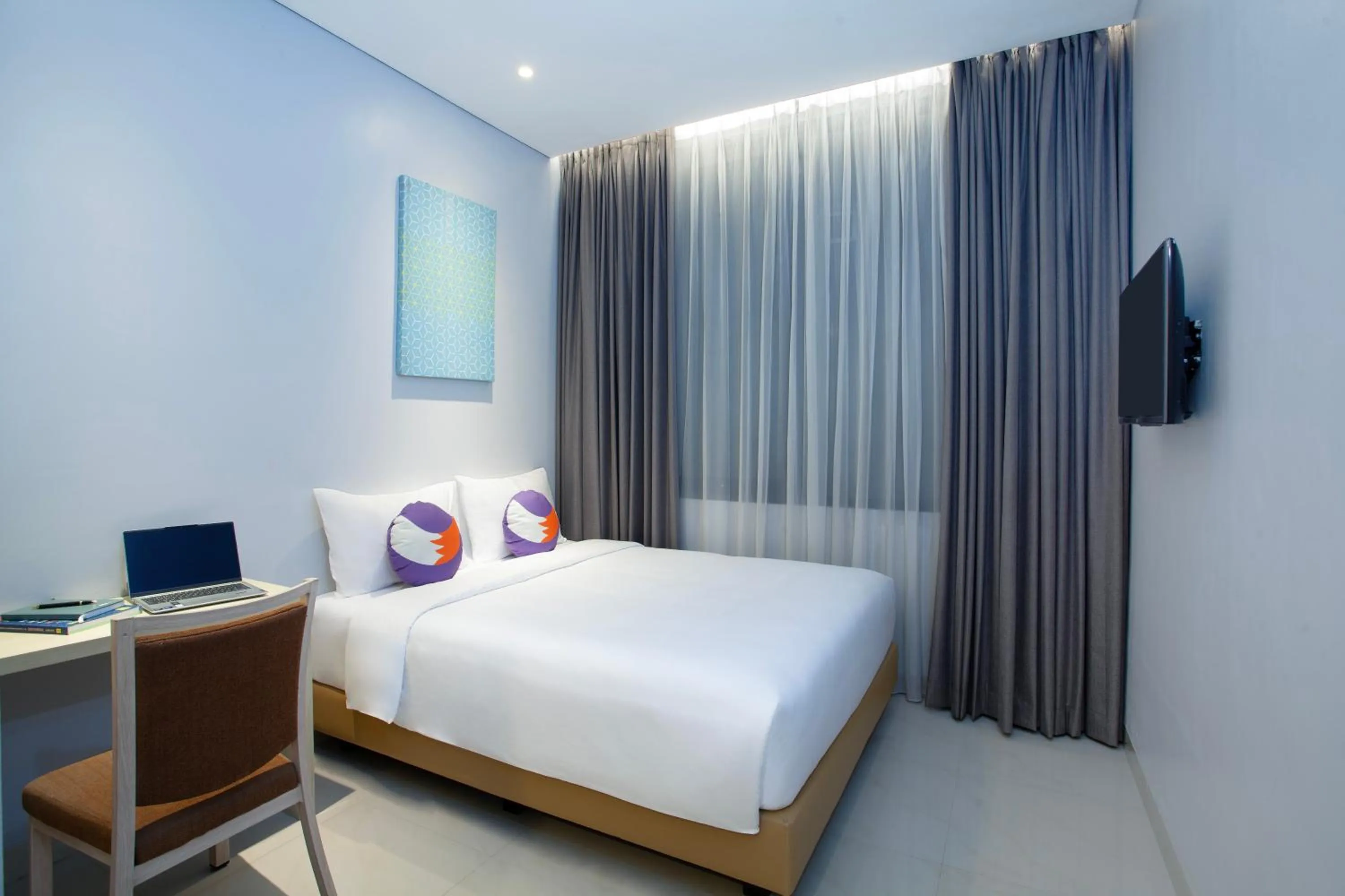 Bed in FOX Lite Hotel Cikarang
