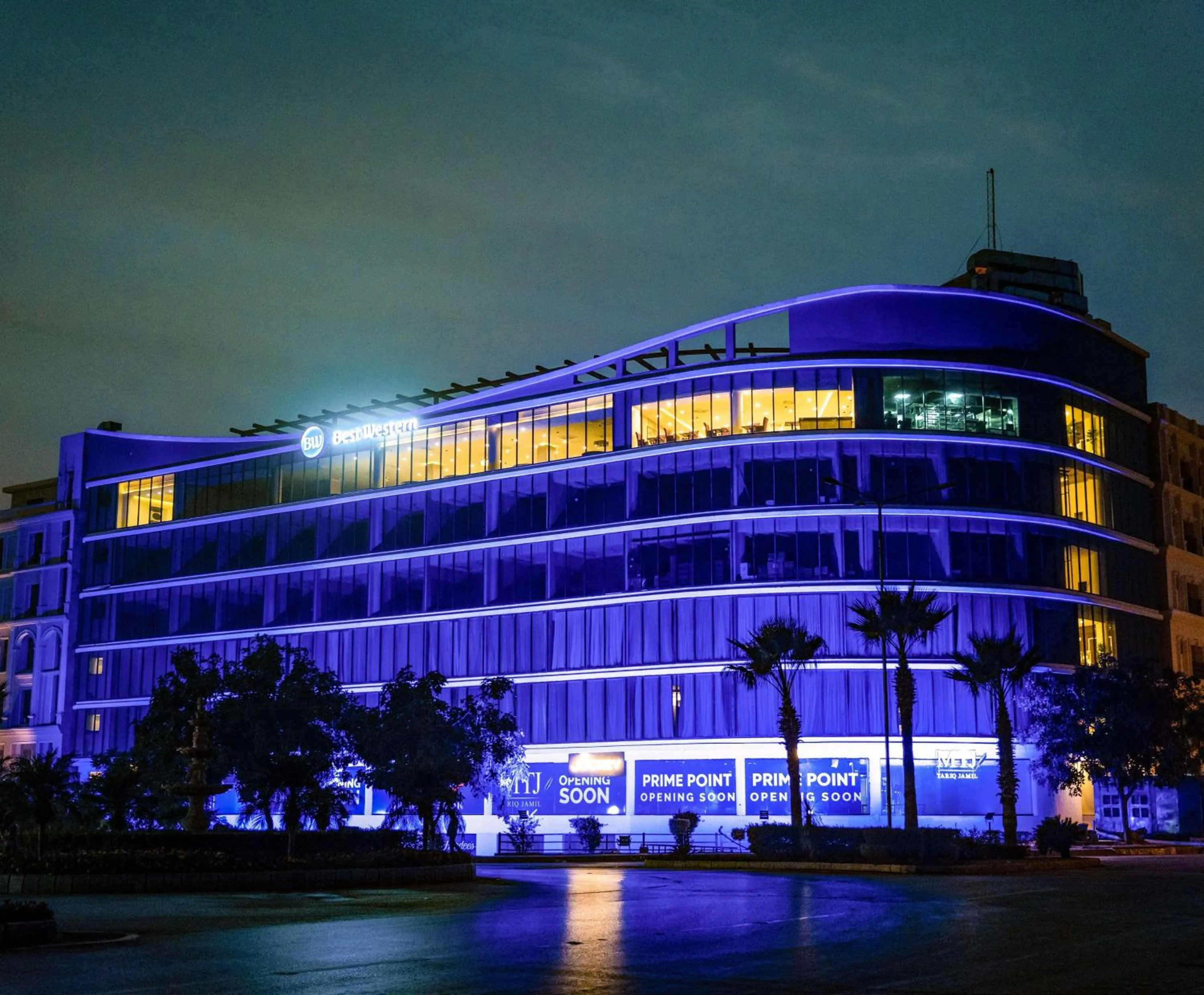 Property building in Best Western Hotel Rawalpindi Central