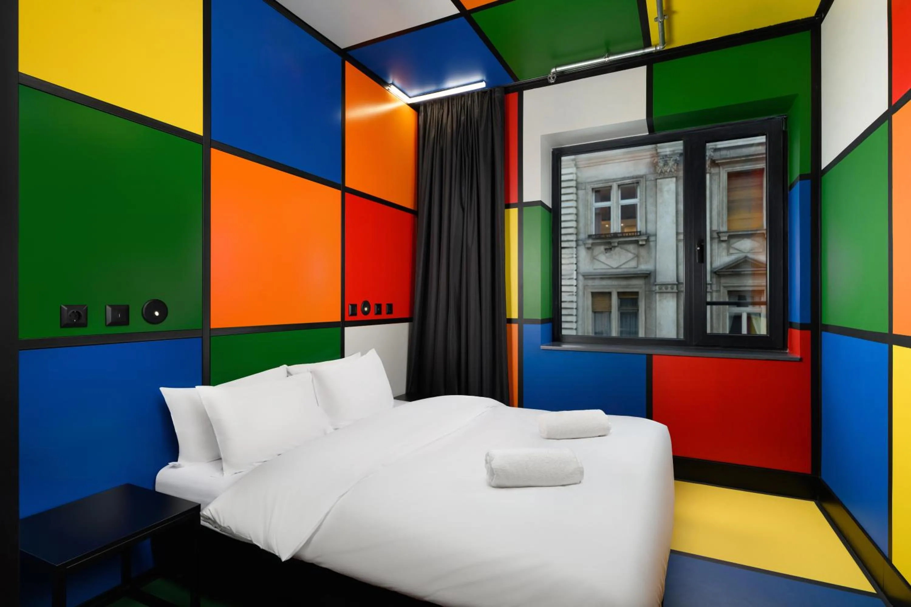 Bedroom, Bed in JO&JOE Budapest