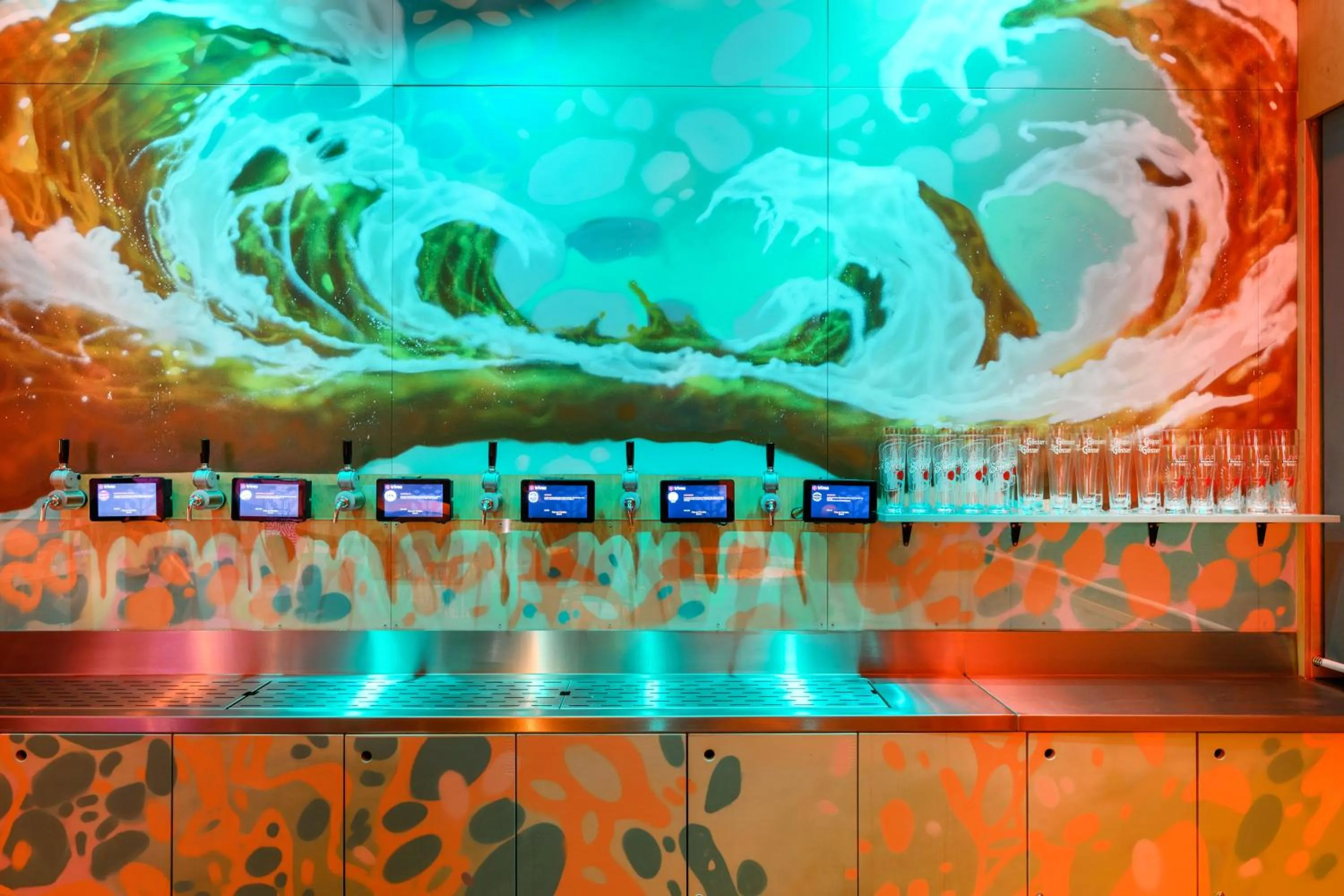 Lounge or bar in JO&JOE Budapest