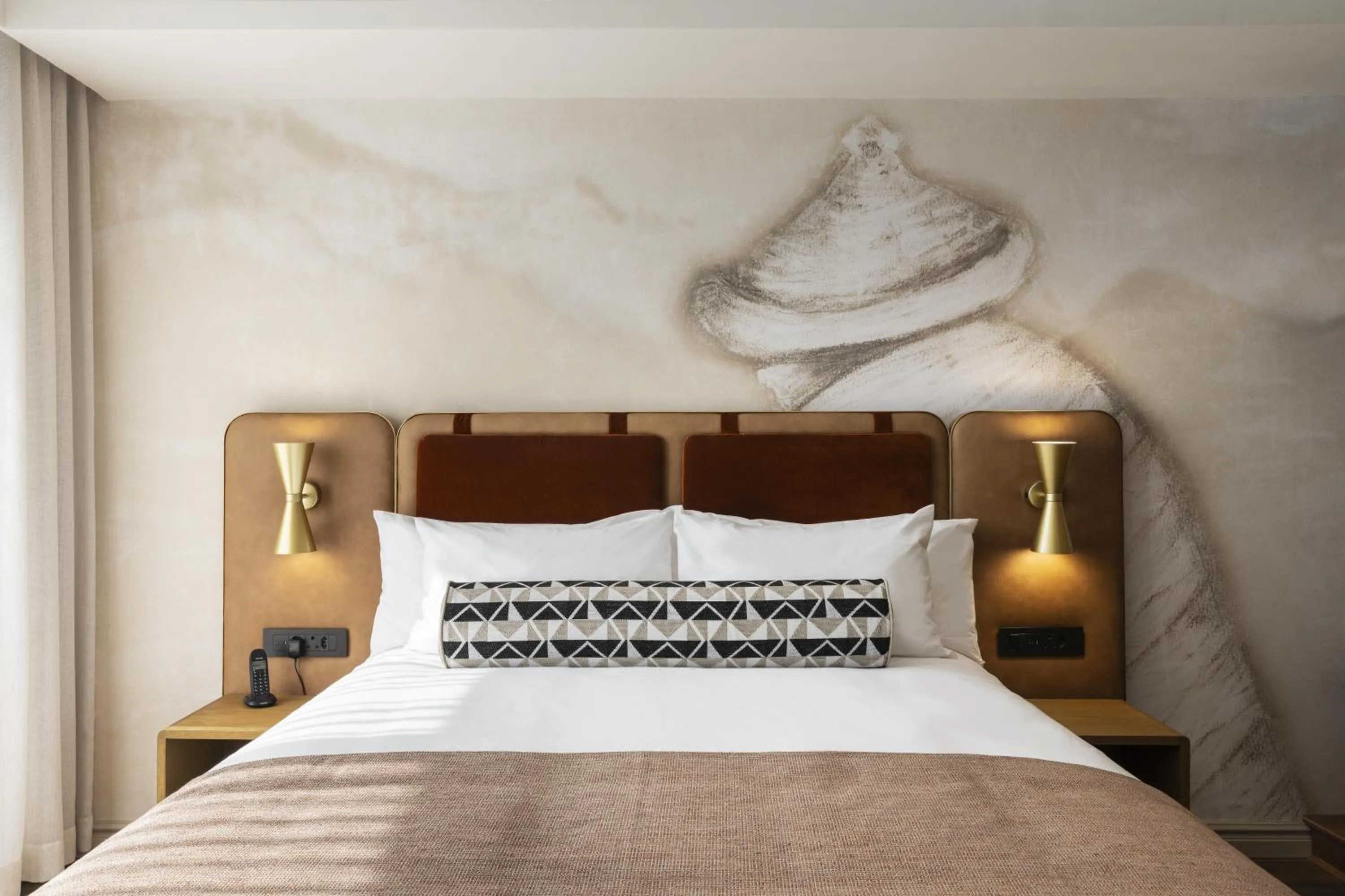 Bed in Mpilo Boutique Hotel