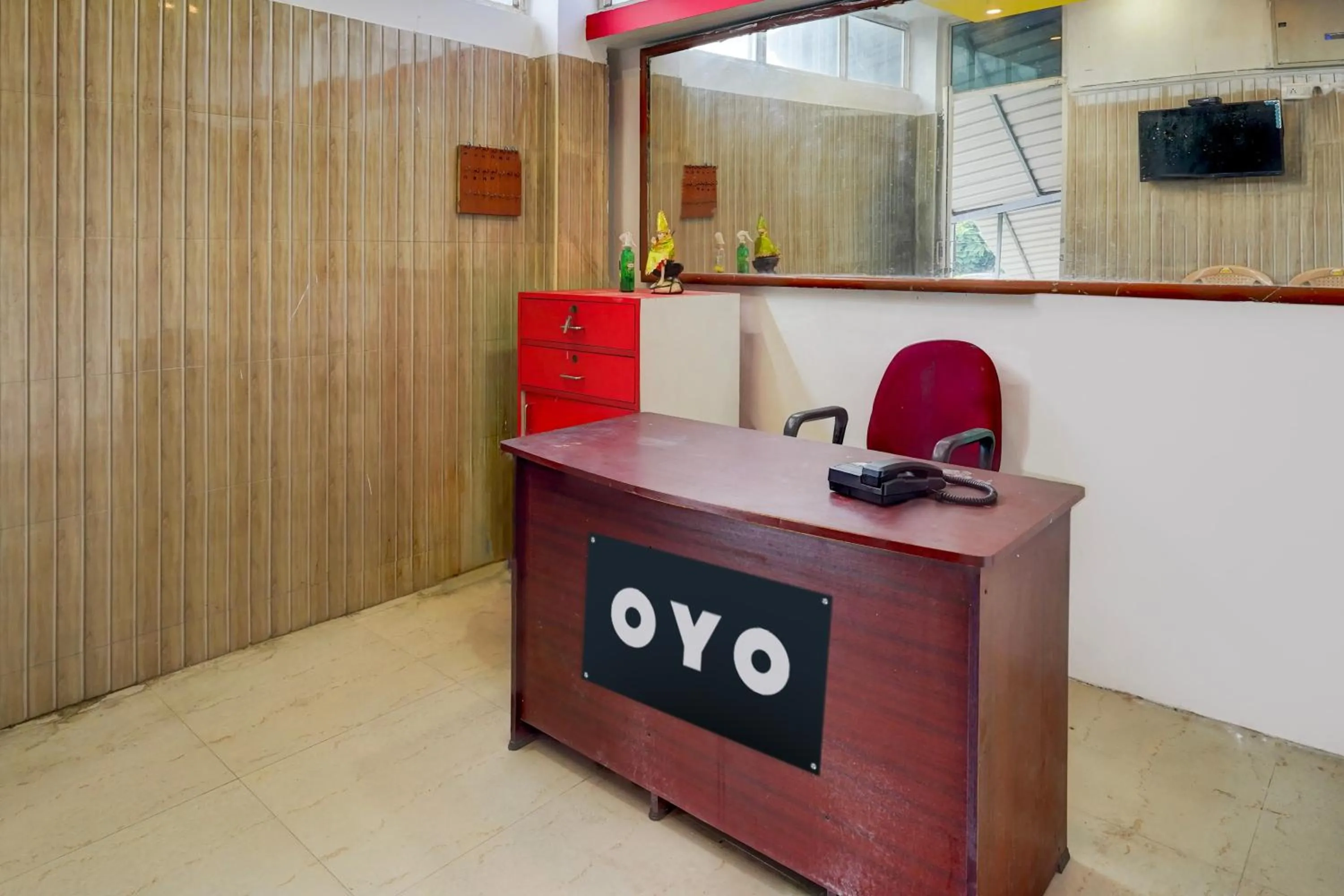 Lobby or reception in Super Collection O Kelambakkam Near Chettinad Hospital