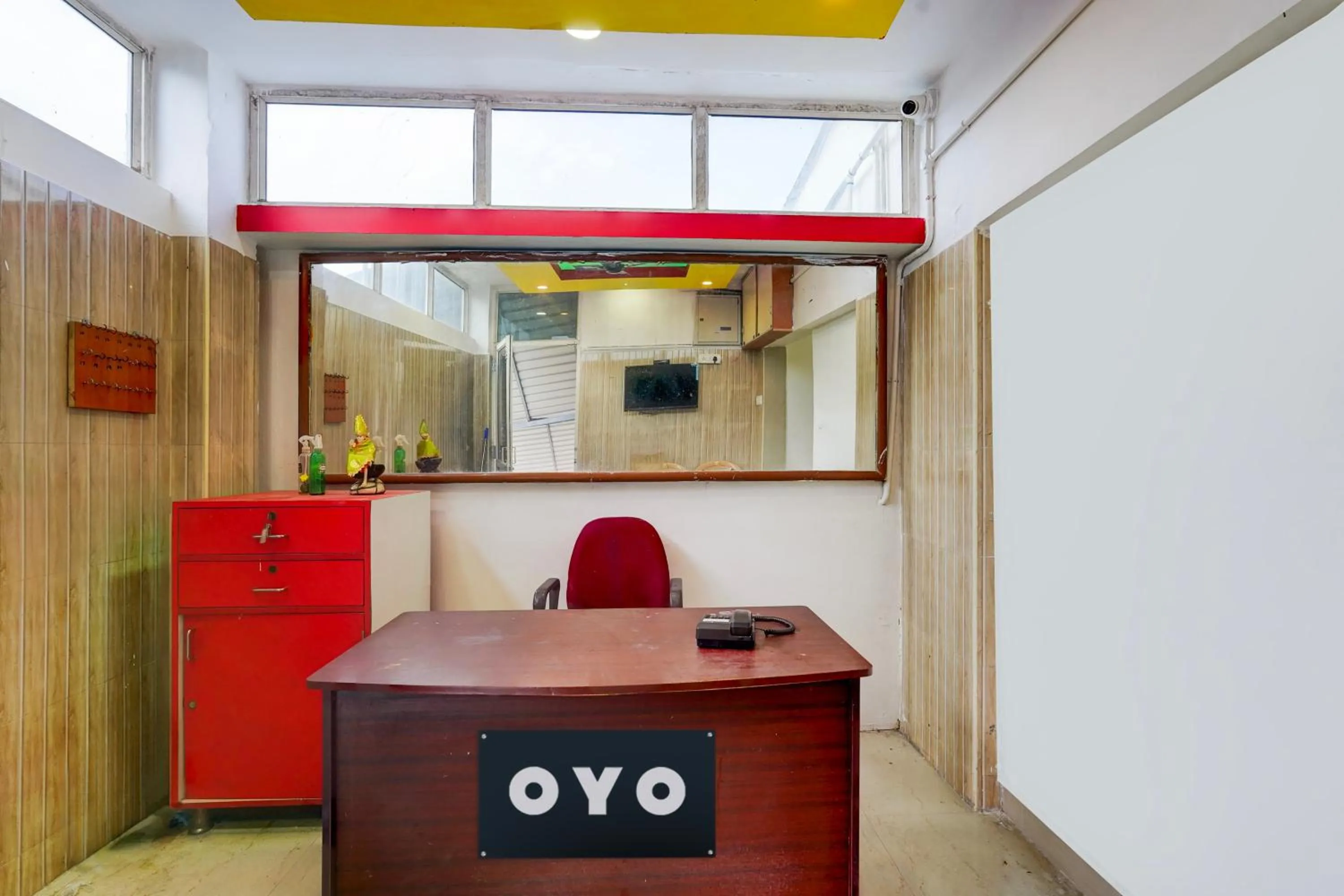 Lobby or reception in Super Collection O Kelambakkam Near Chettinad Hospital