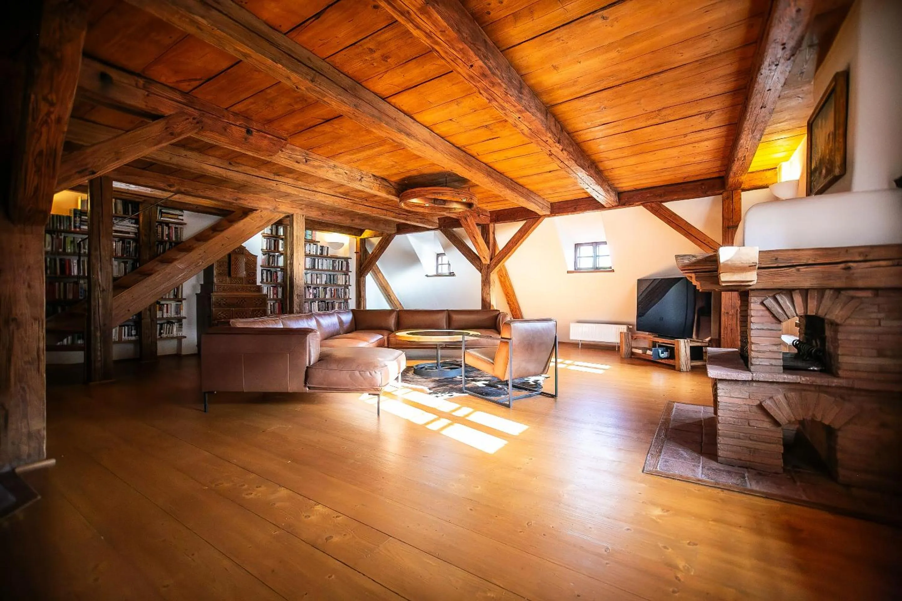 Library in Mill Apartments