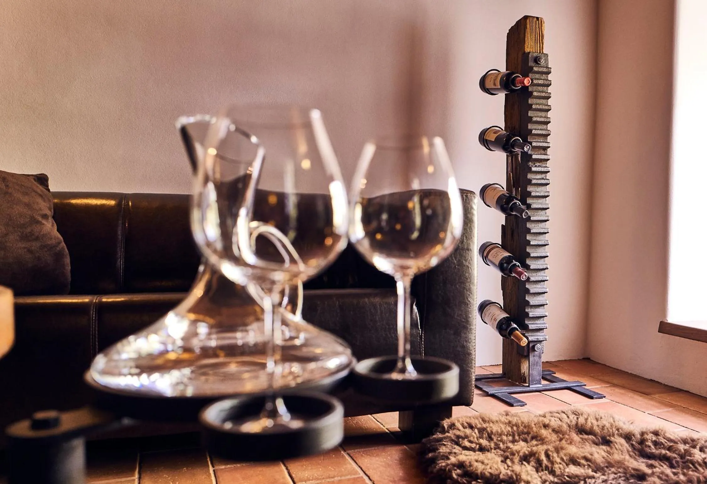 Decorative detail in Mill Apartments