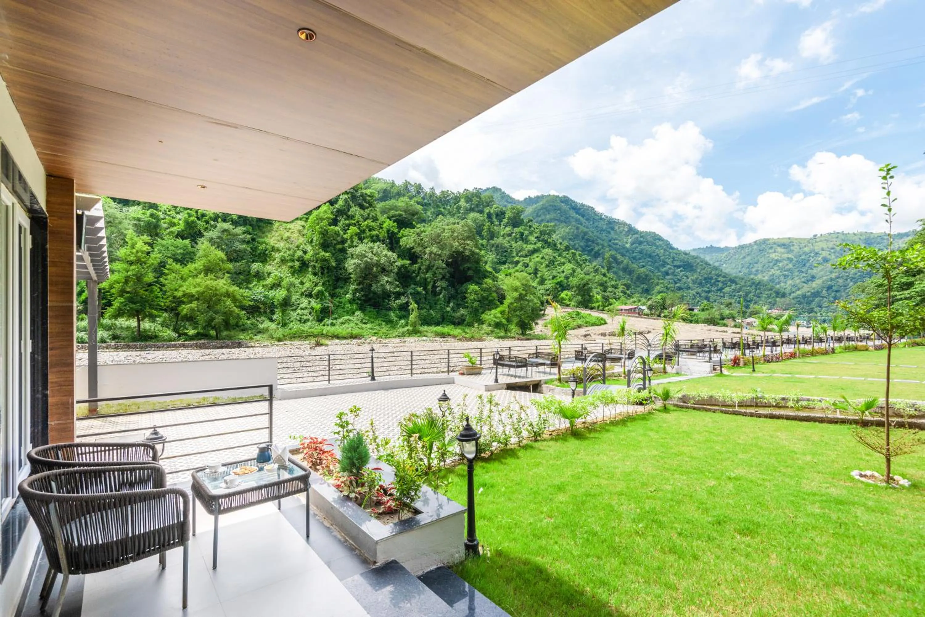 Garden in DLS Divine River Resort and Spa, Rishikesh