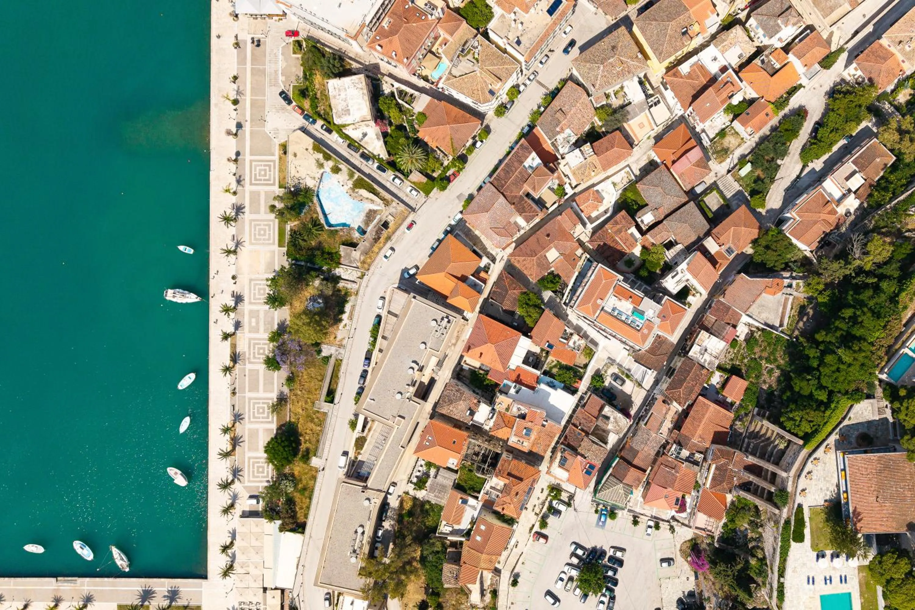 Neighbourhood in Naus Hotel