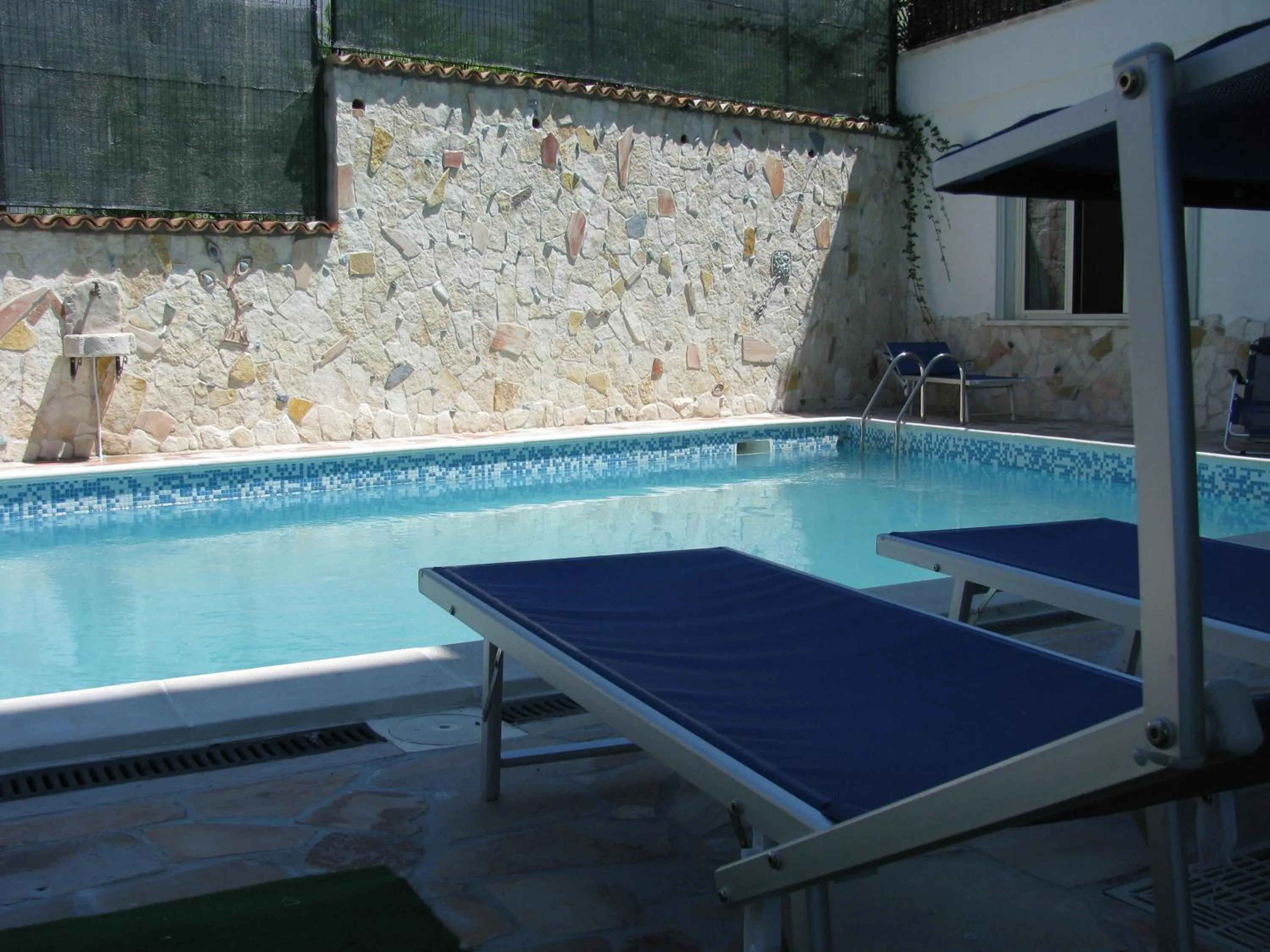 Swimming pool in Hotel San Berardo