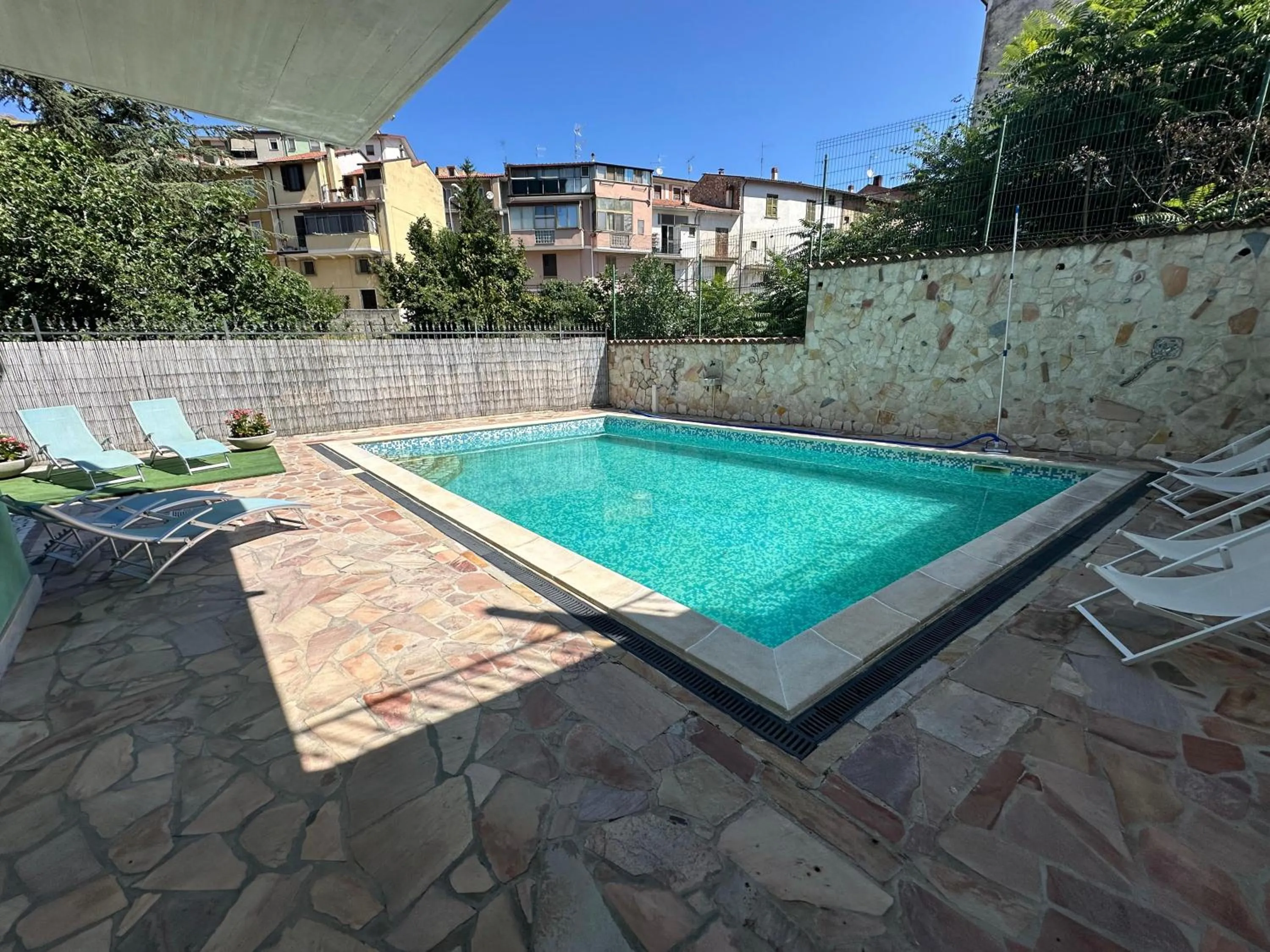 Swimming pool in Hotel San Berardo