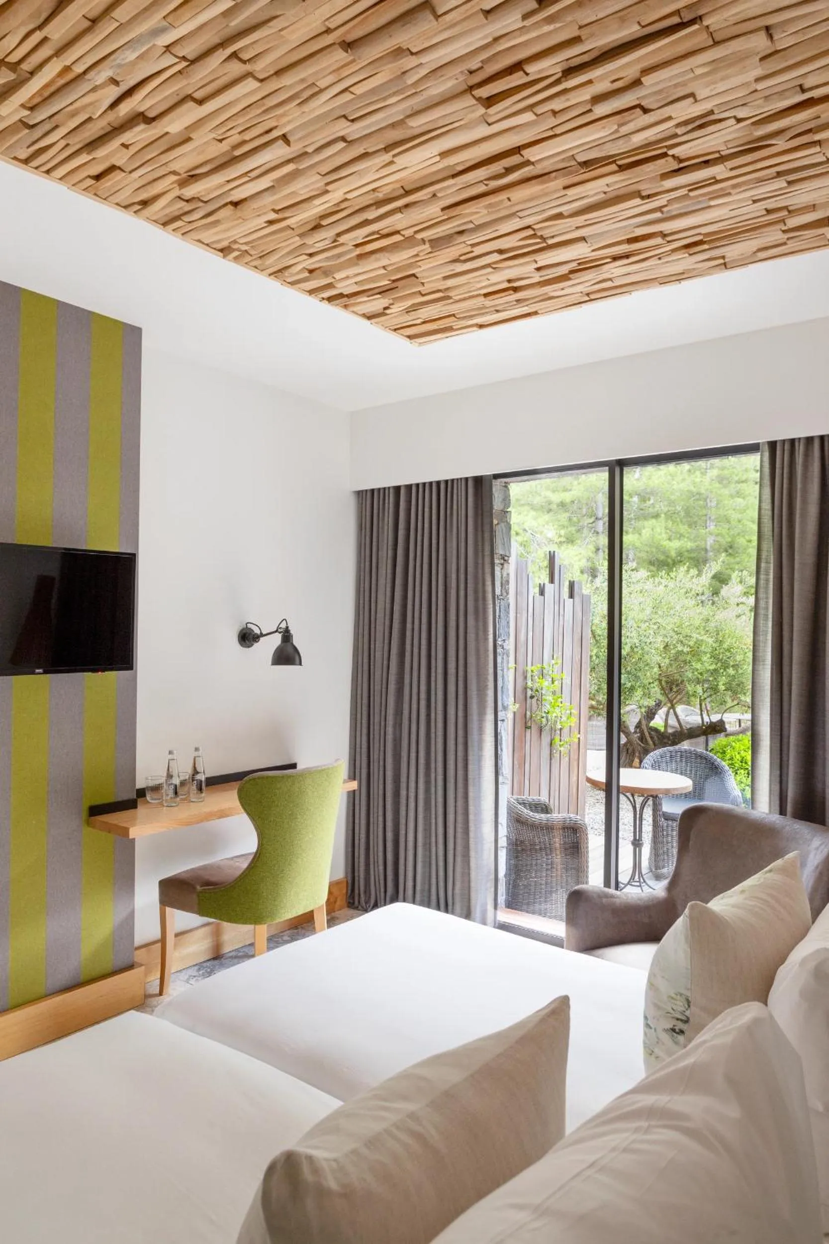 Bed in Dominique Colonna