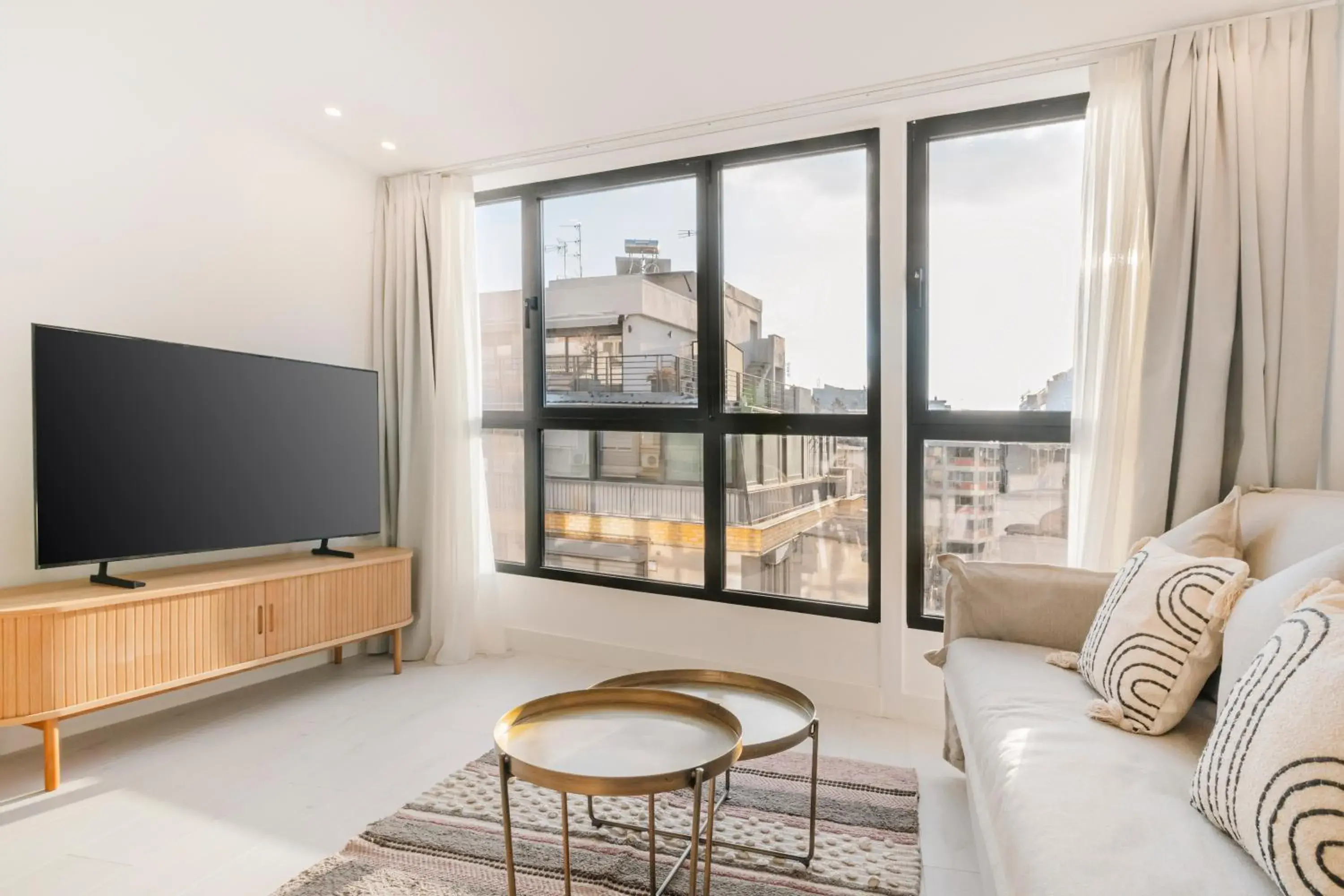 One-bedroom Loft Apartment in Ototo Stylish Living One-bedroom Loft Apartment in Ototo Stylish Living
