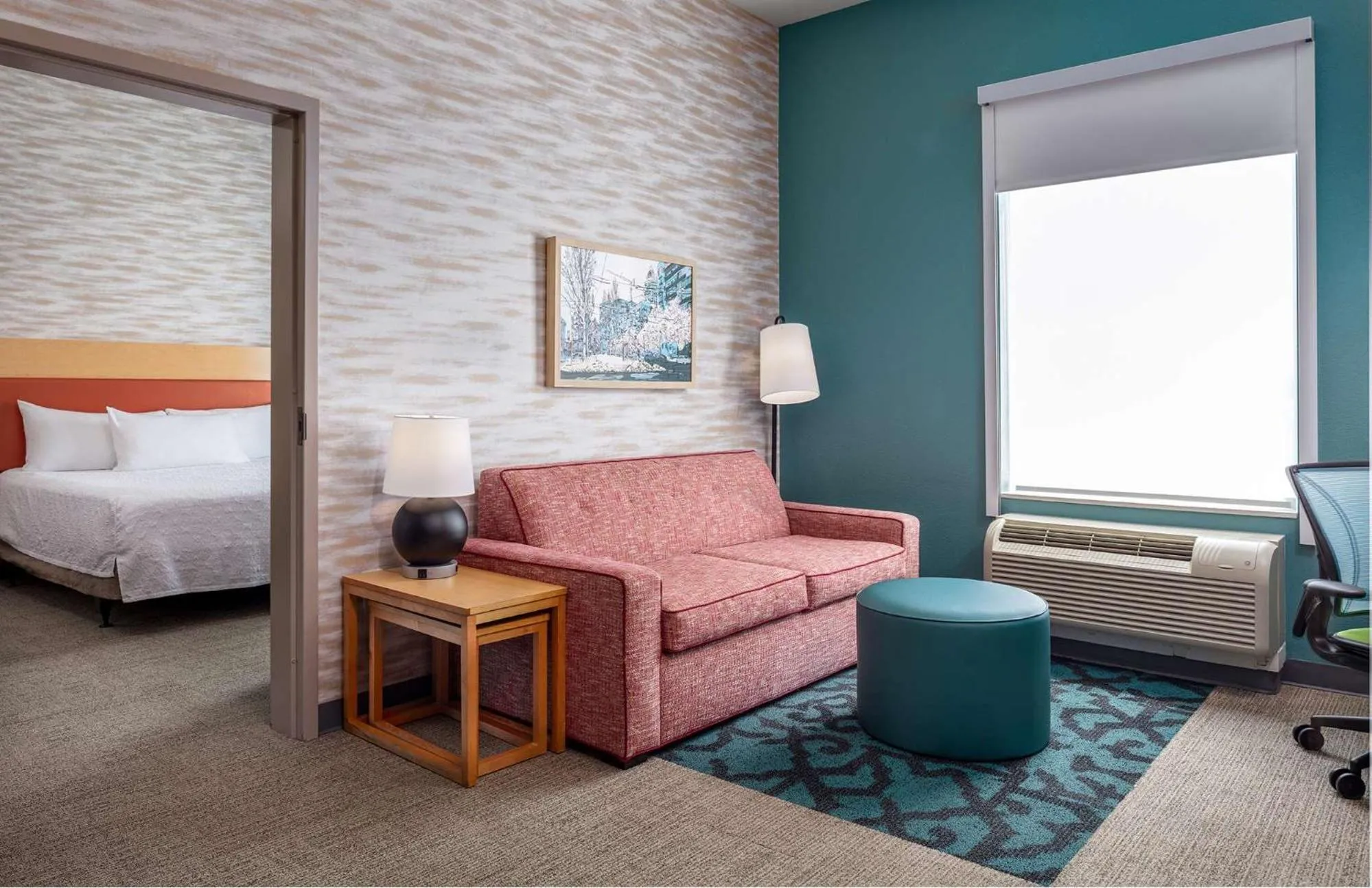 Living room, Bed in Home2 Suites by Hilton Little Rock West