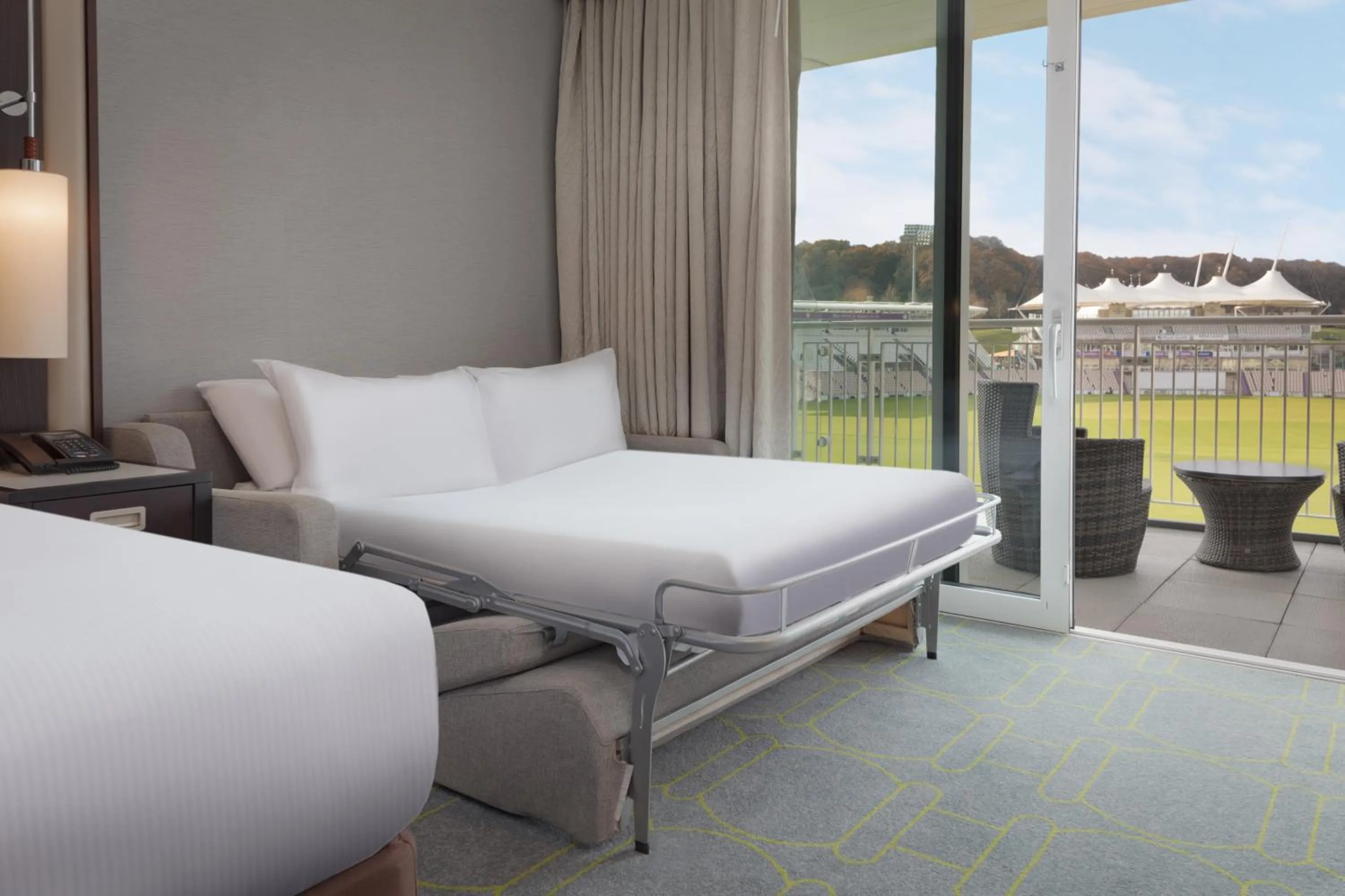 View (from property/room), Bed in Hilton Southampton - Utilita Bowl