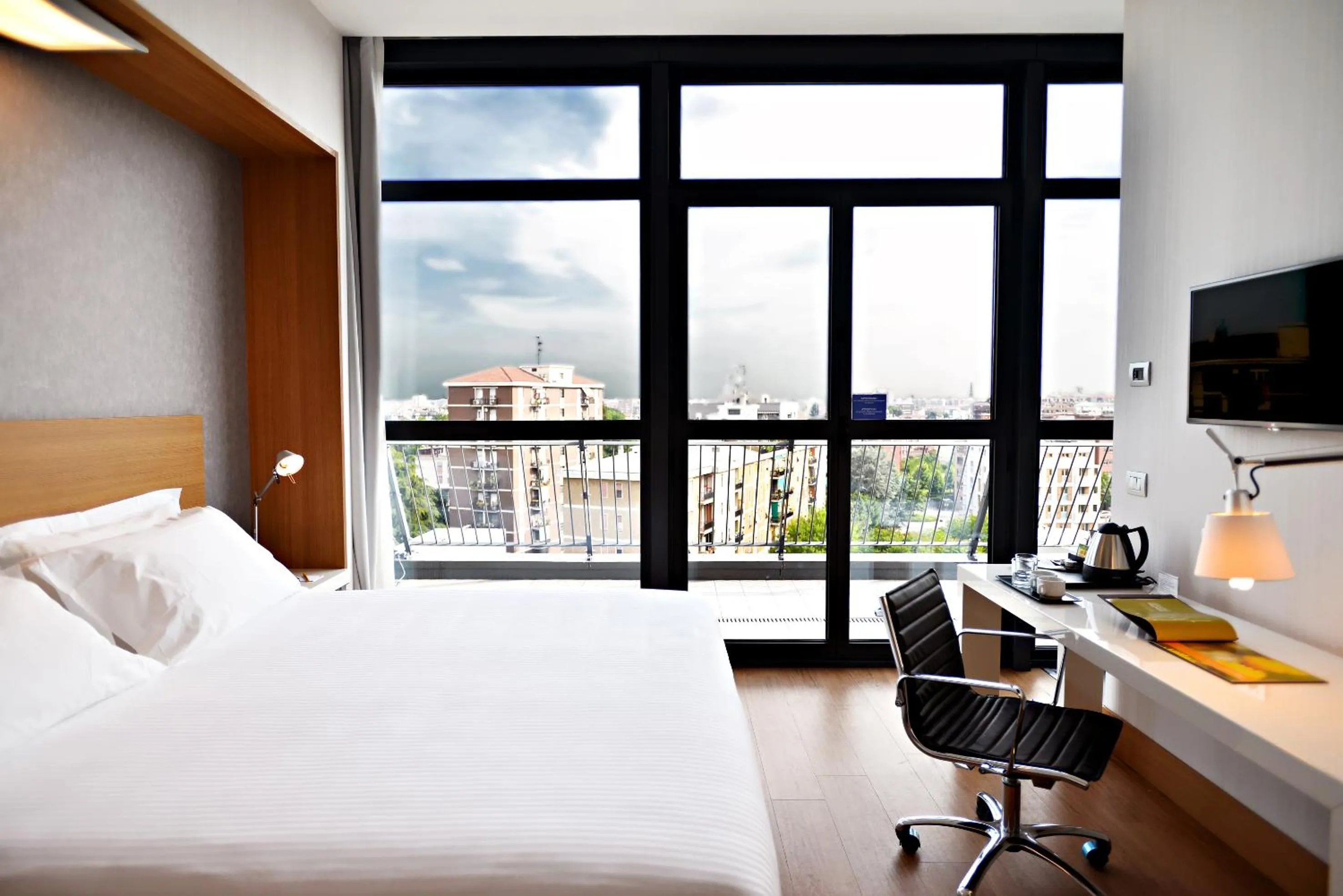 Bed in Hilton Garden Inn Milan North