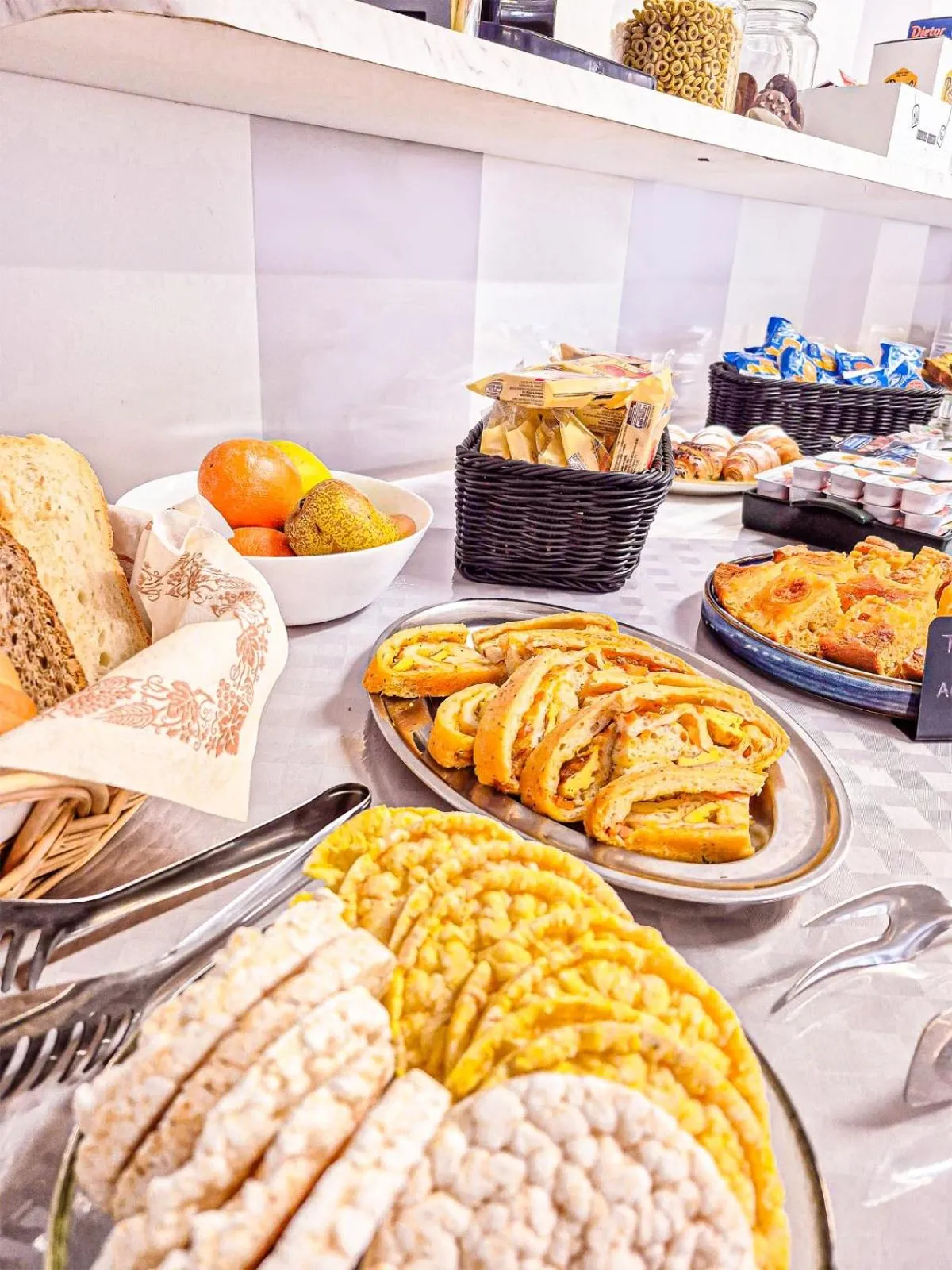 Buffet breakfast in Hotel Luca