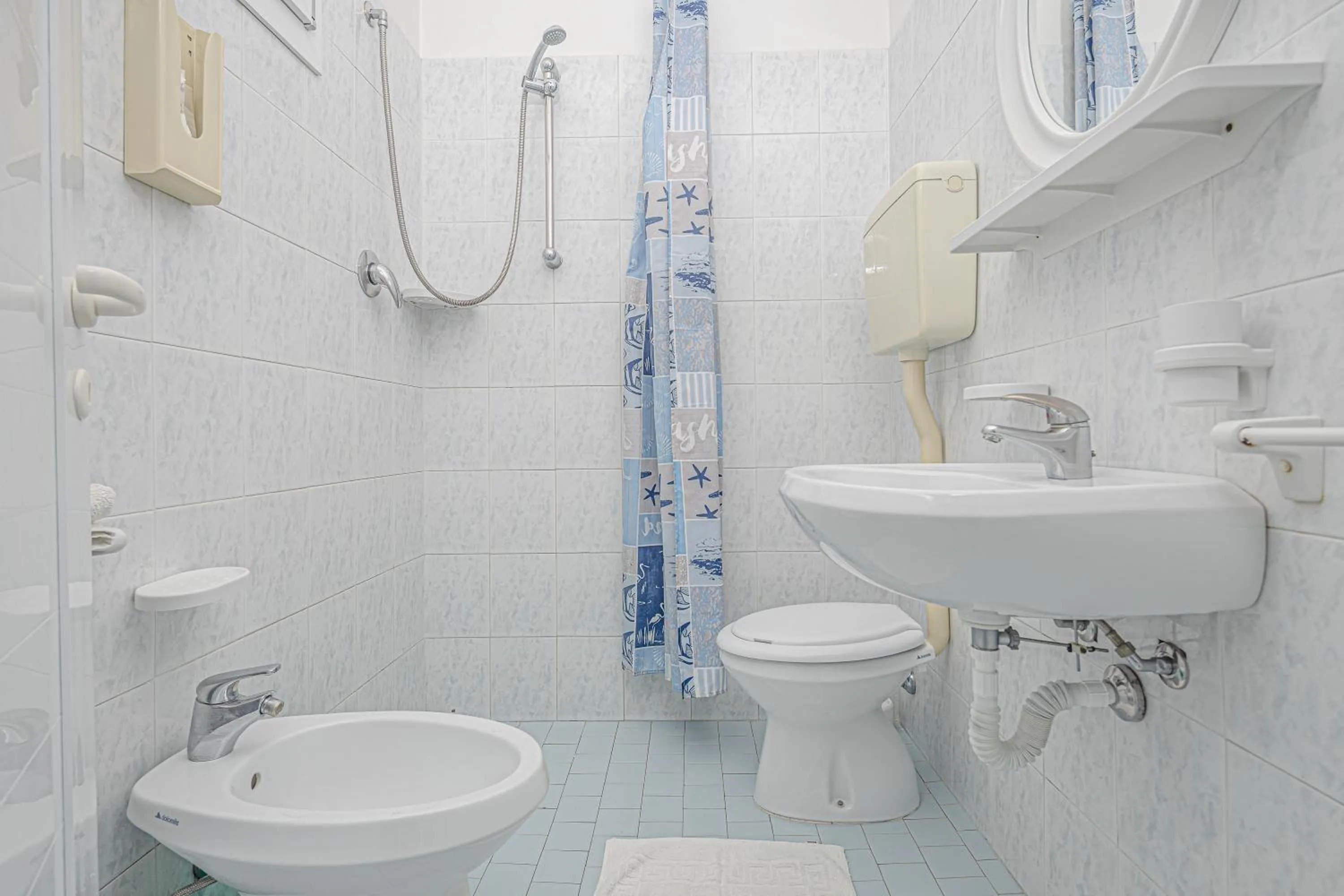 Toilet in Hotel Luca