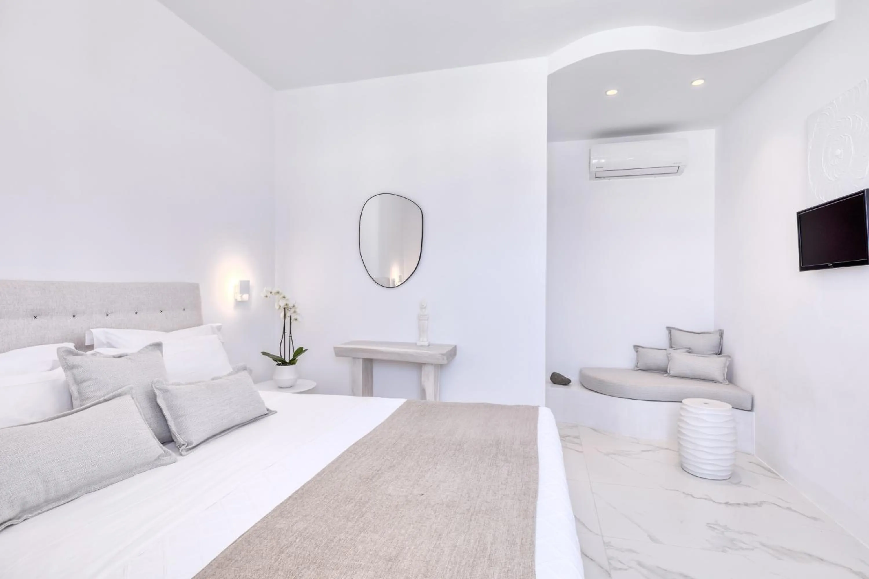 Bedroom, Bed in Lilly Residence-All Sea View Suites, Adults Only