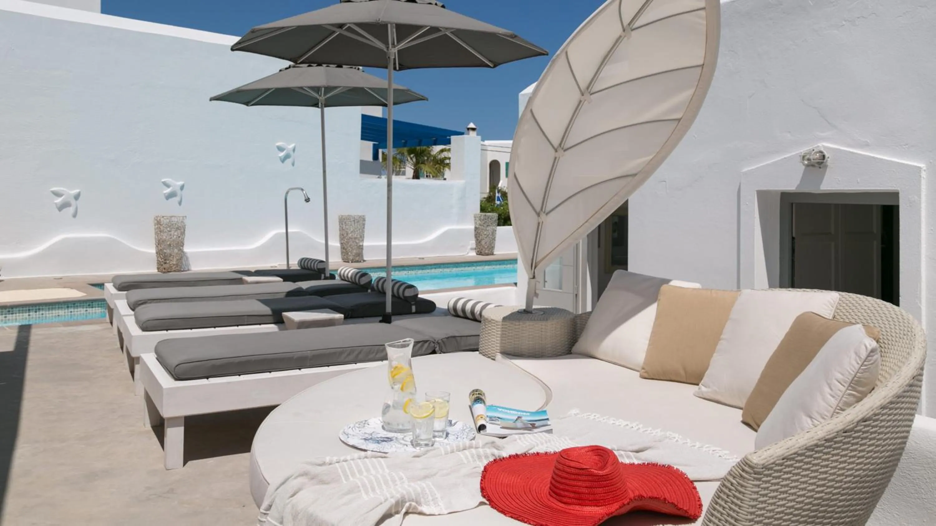 Lounge or bar in Lilly Residence-All Sea View Suites, Adults Only