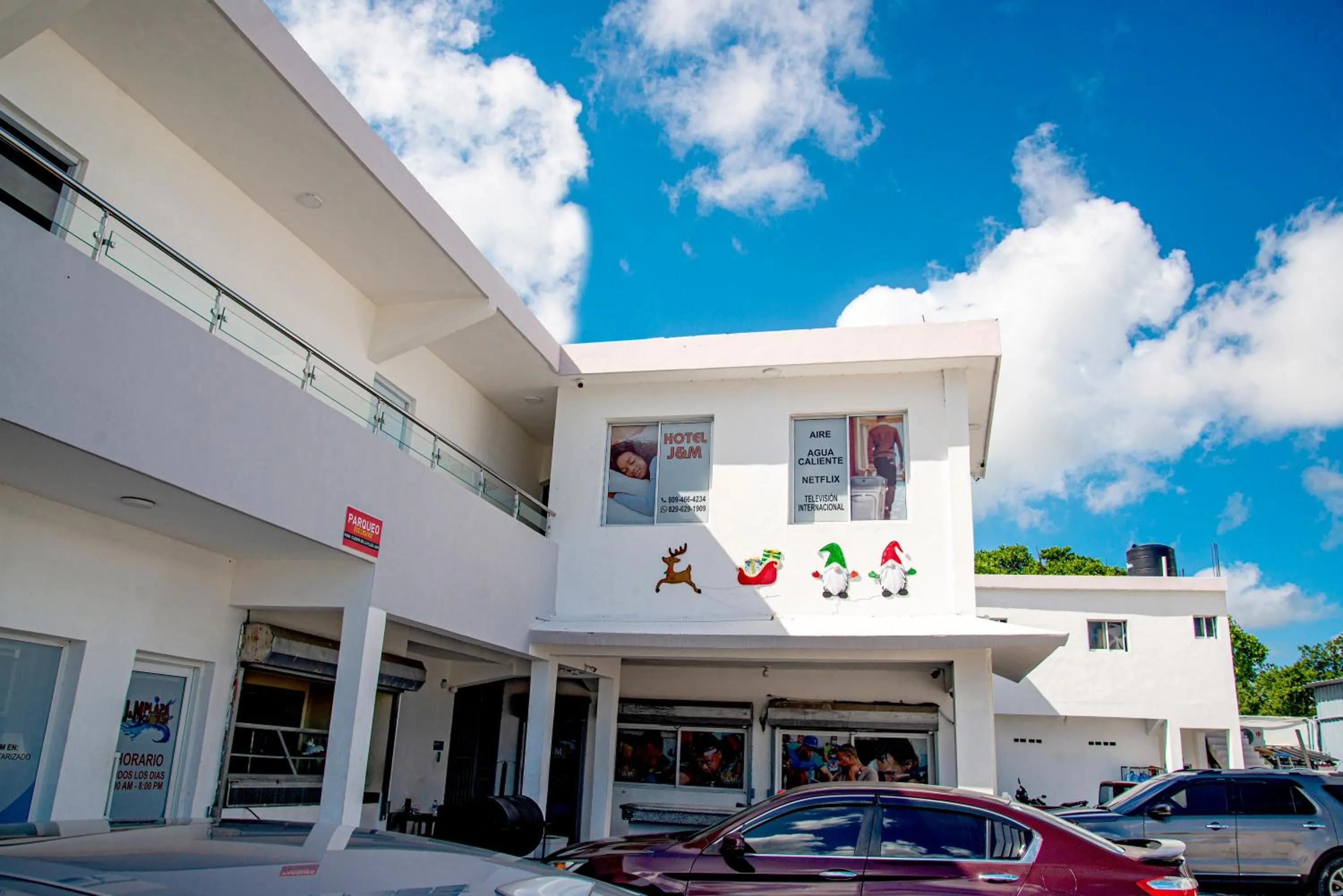 Property building in Hotel J&M