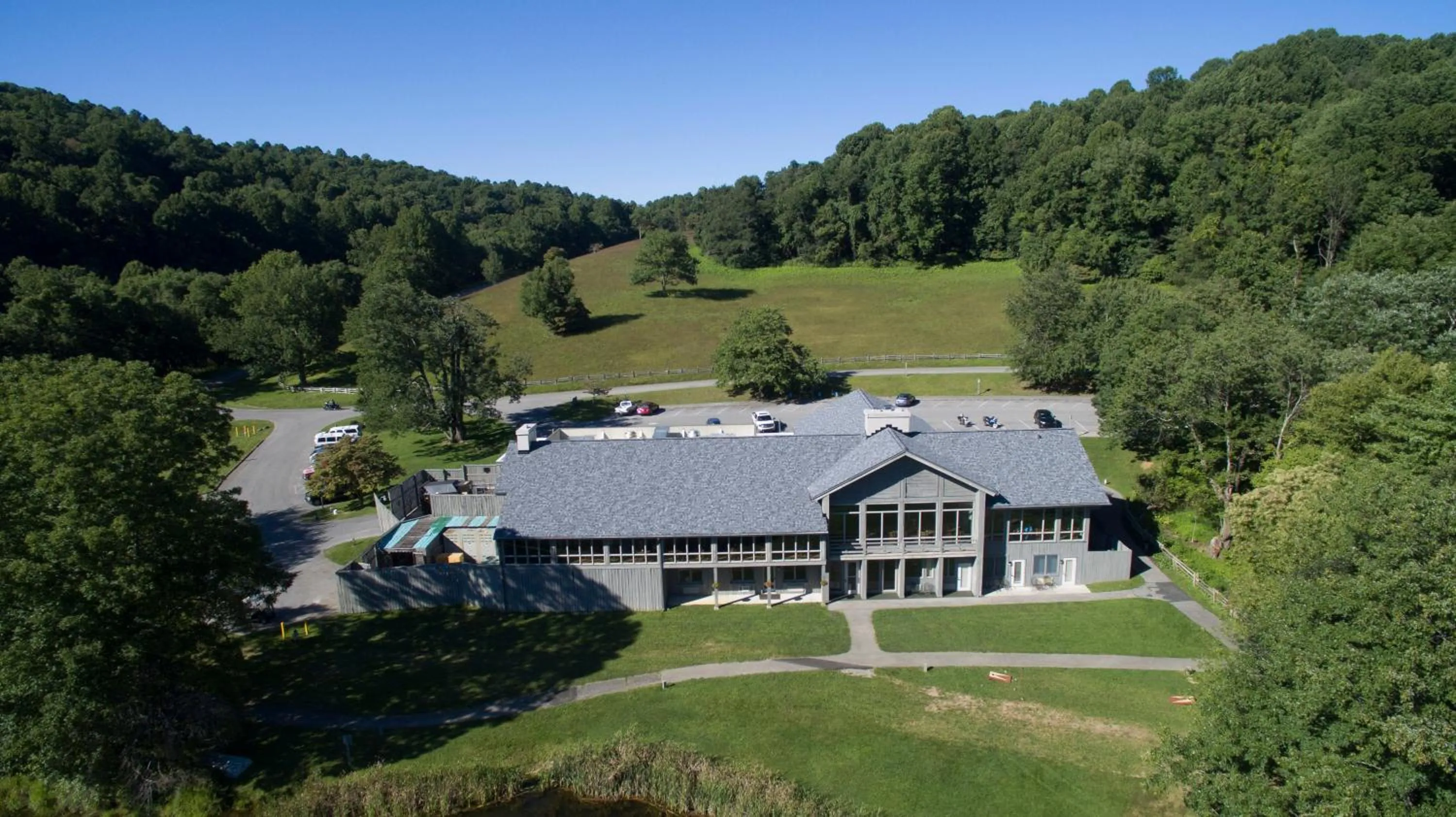 Peaks of Otter Lodge