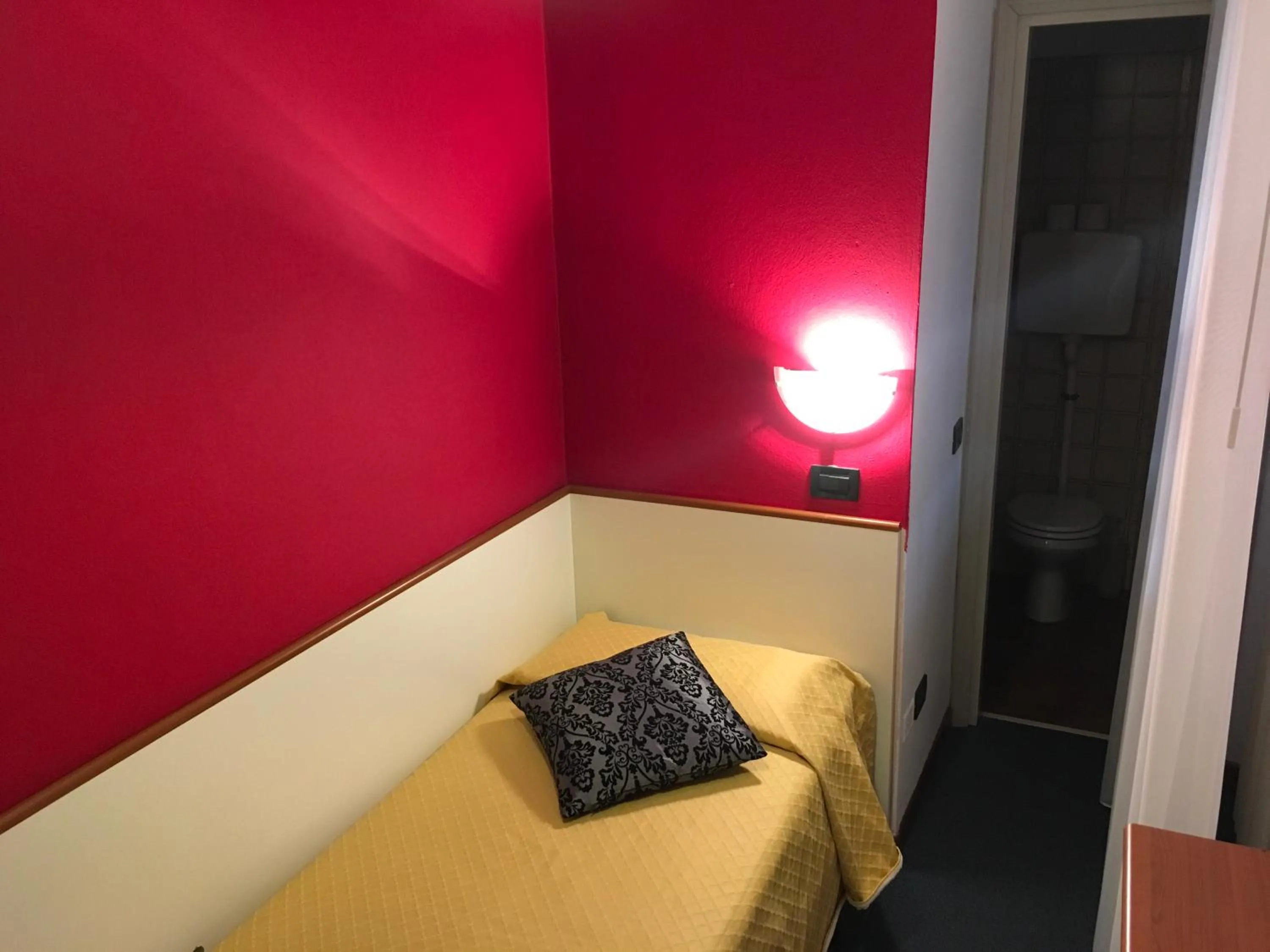 Bed in Hotel Cortina