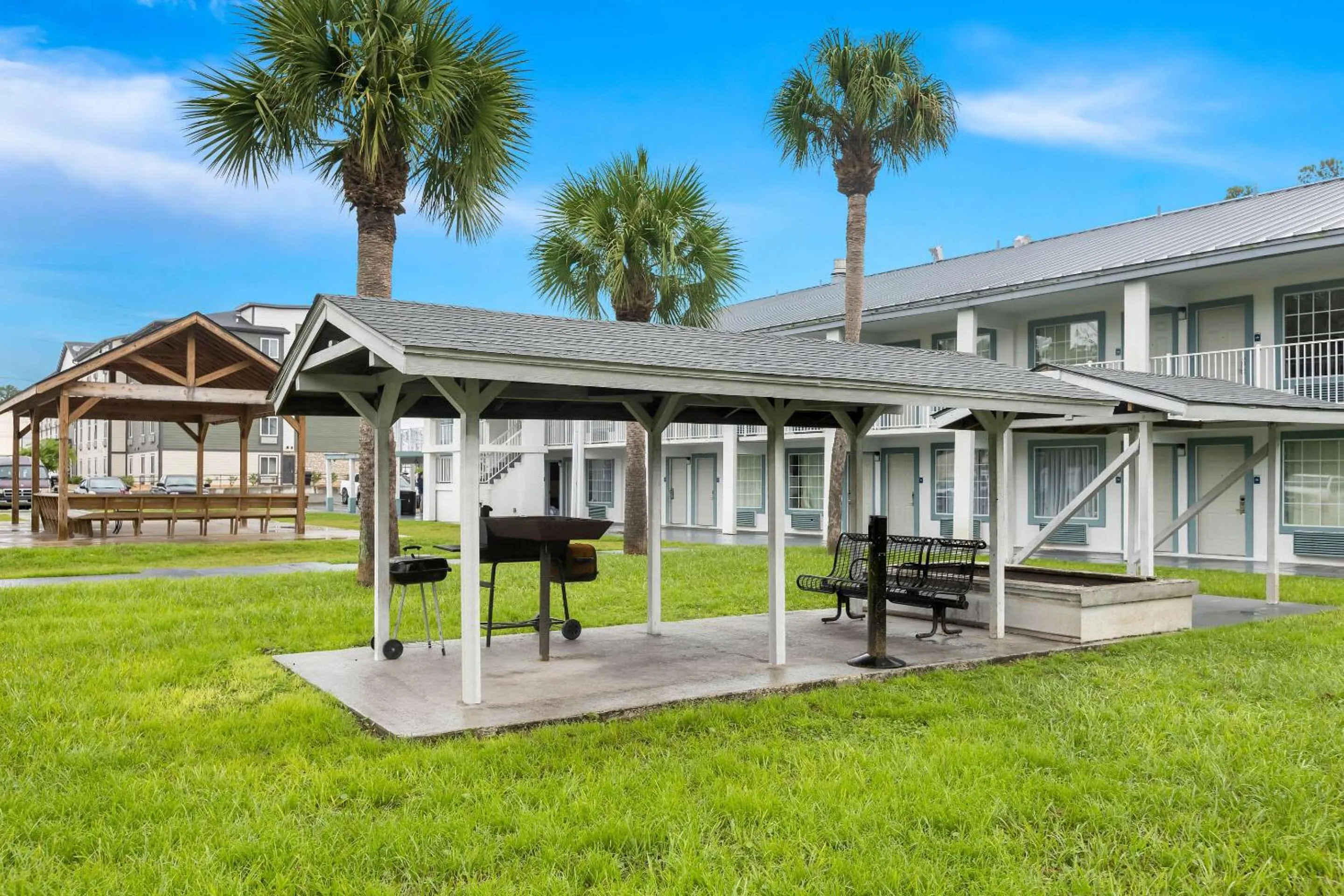 Other in Suburban Studios Brunswick I-95