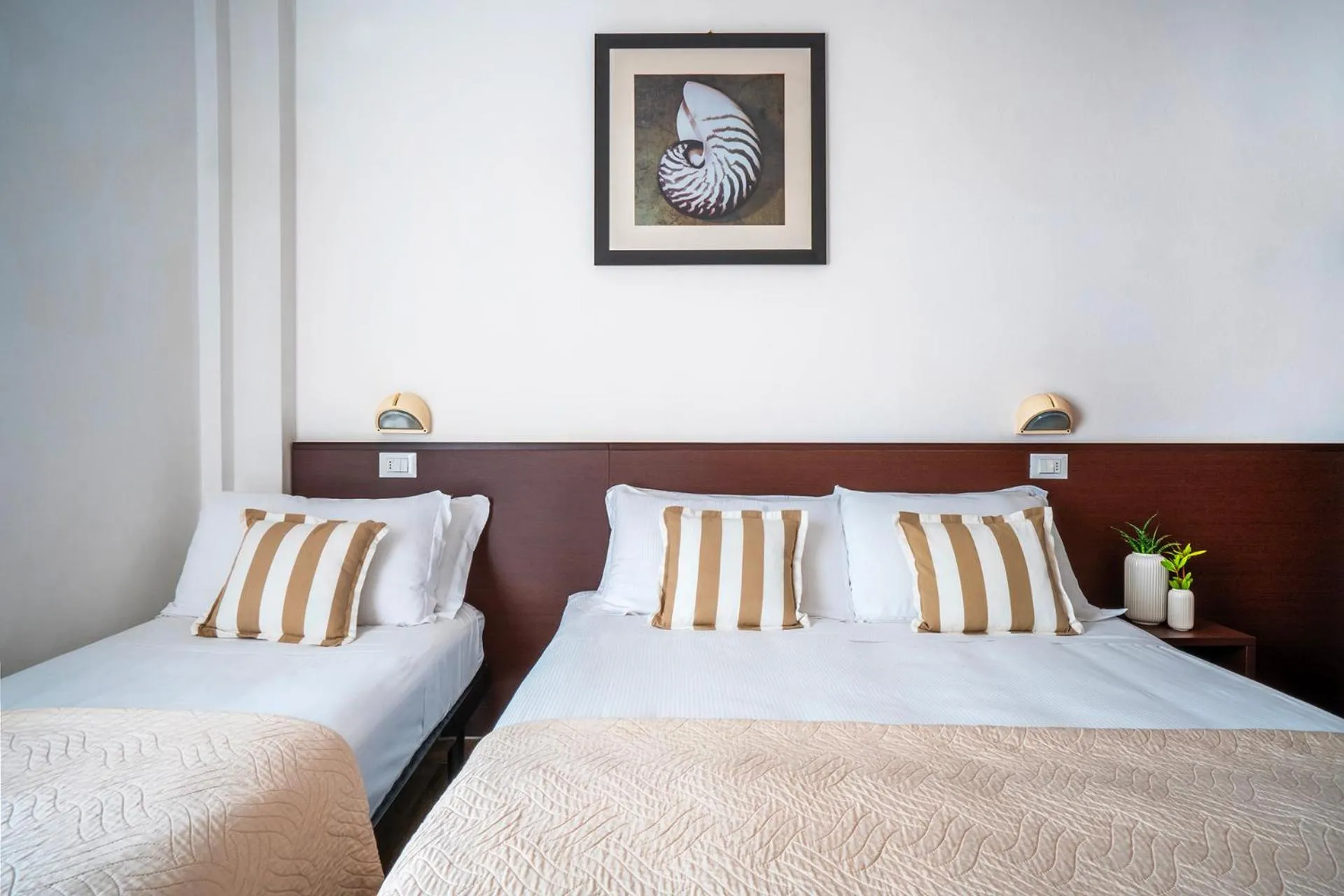 Bedroom, Bed in Hotel Carmen