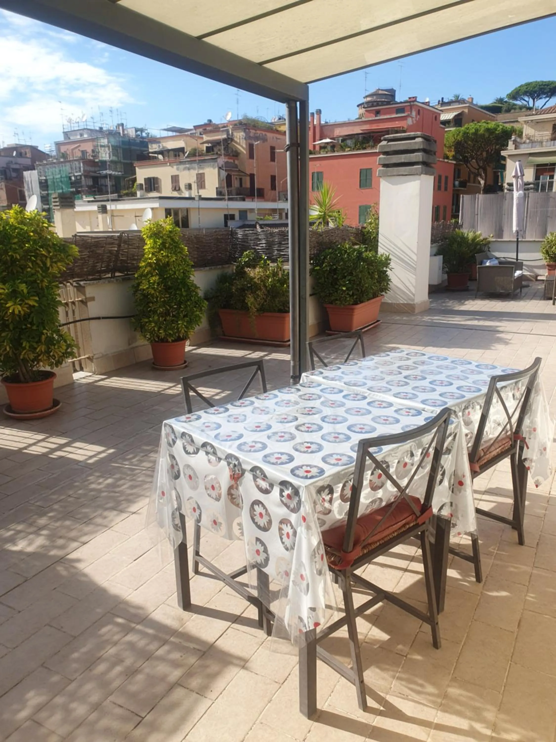 Balcony/Terrace in L'Isola di Esme