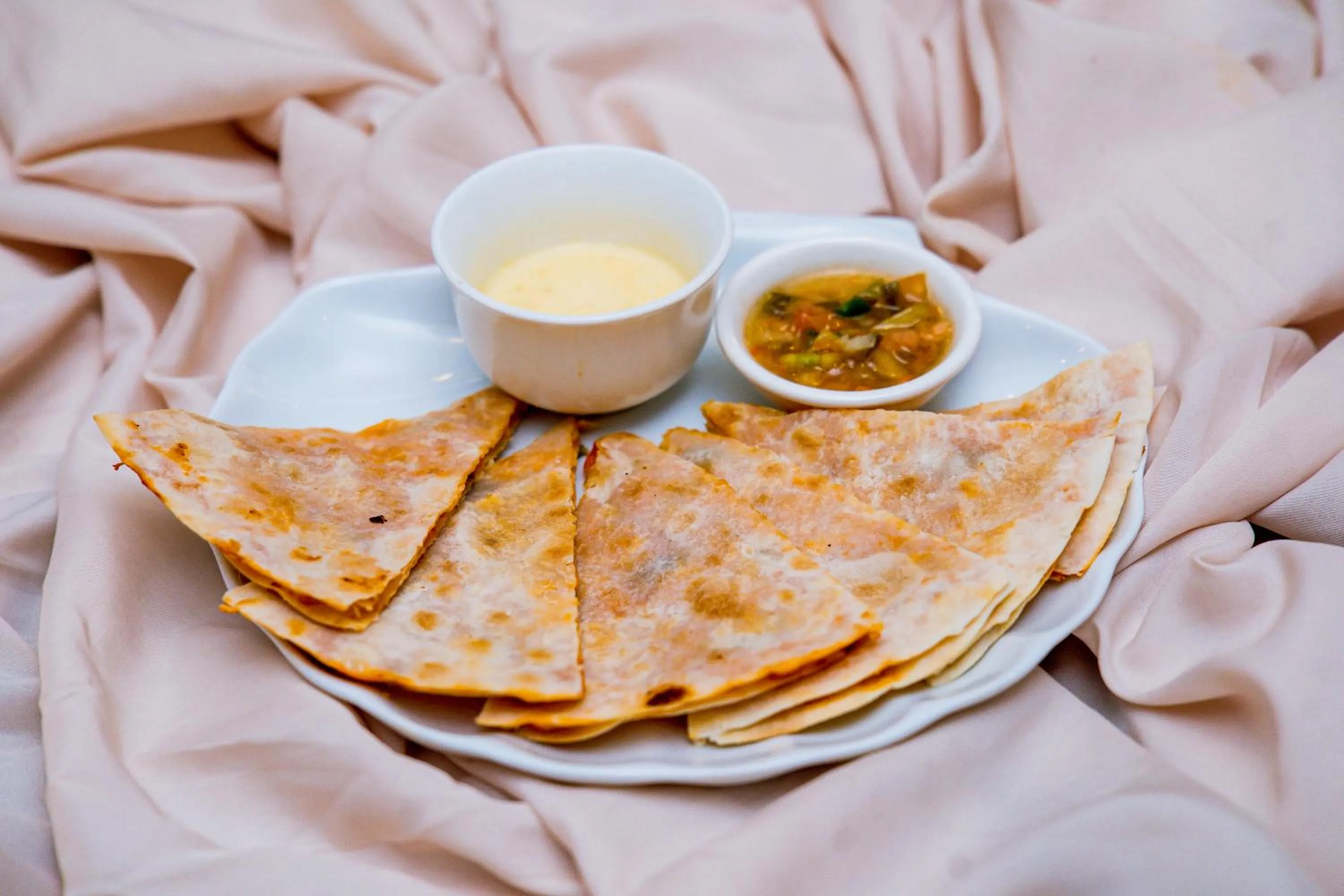 Restaurant/places to eat in Paras Beach Resort - Camiguin