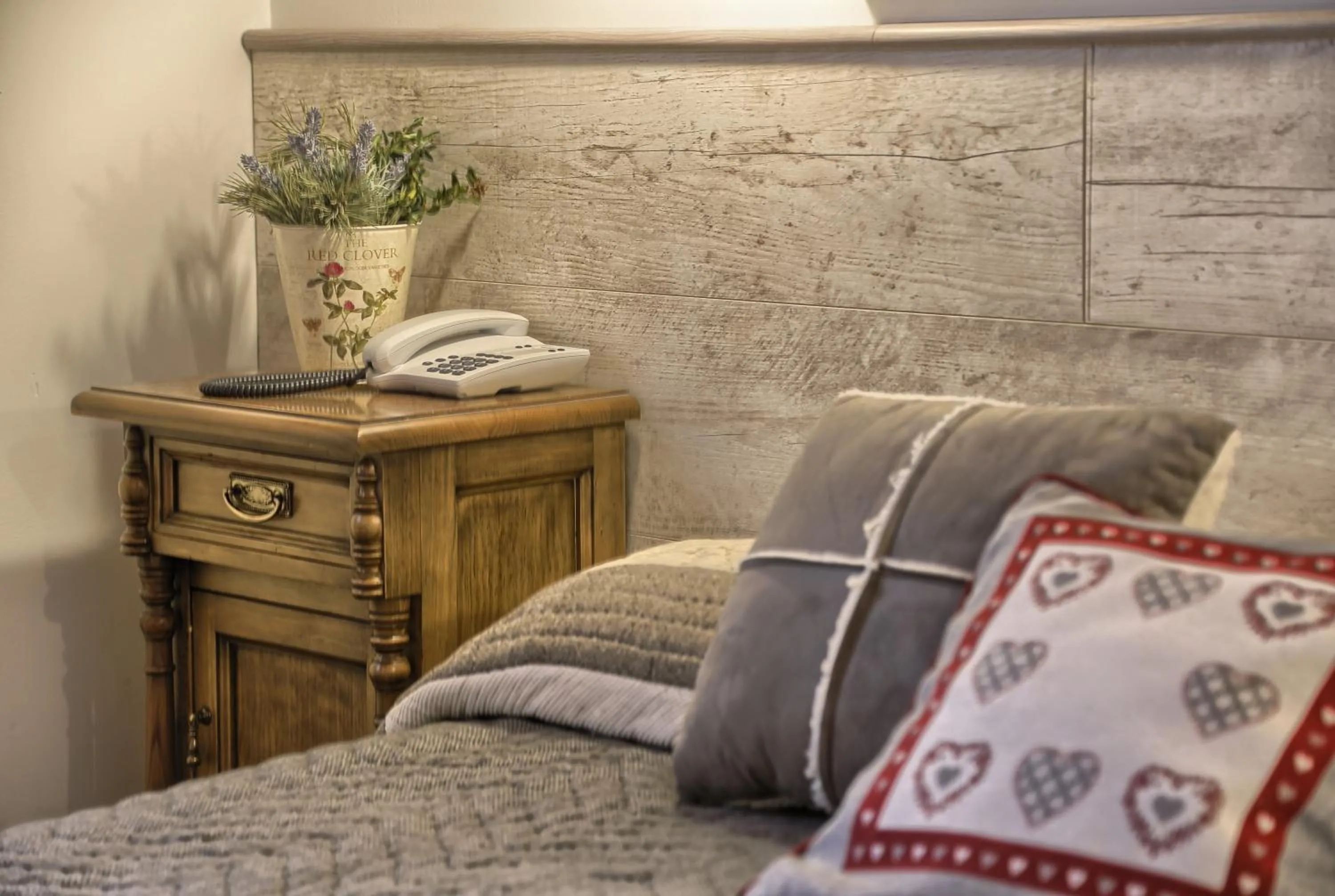 Bedroom, Bed in San Marsial Benasque Apart Hotel