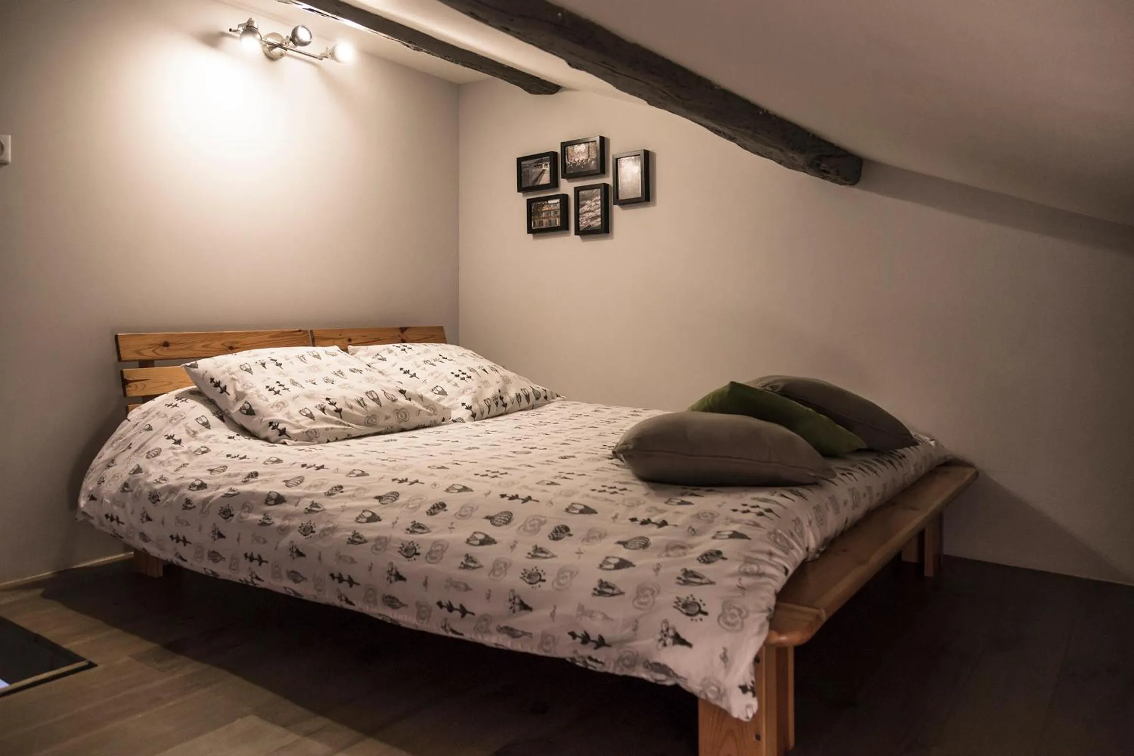 Bed in Appartements "La Chambre D'Ami"