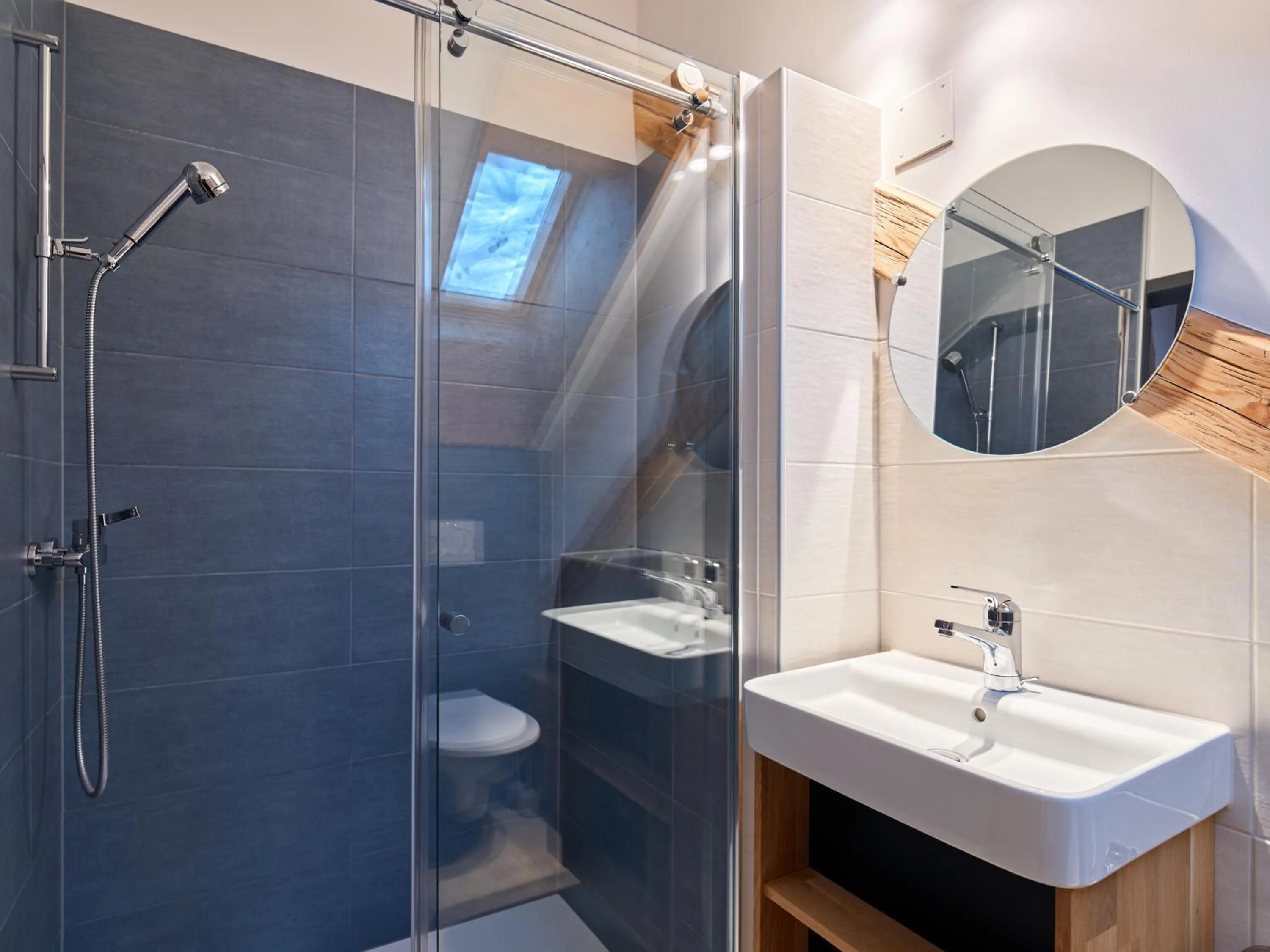 Bathroom in Jurabelle