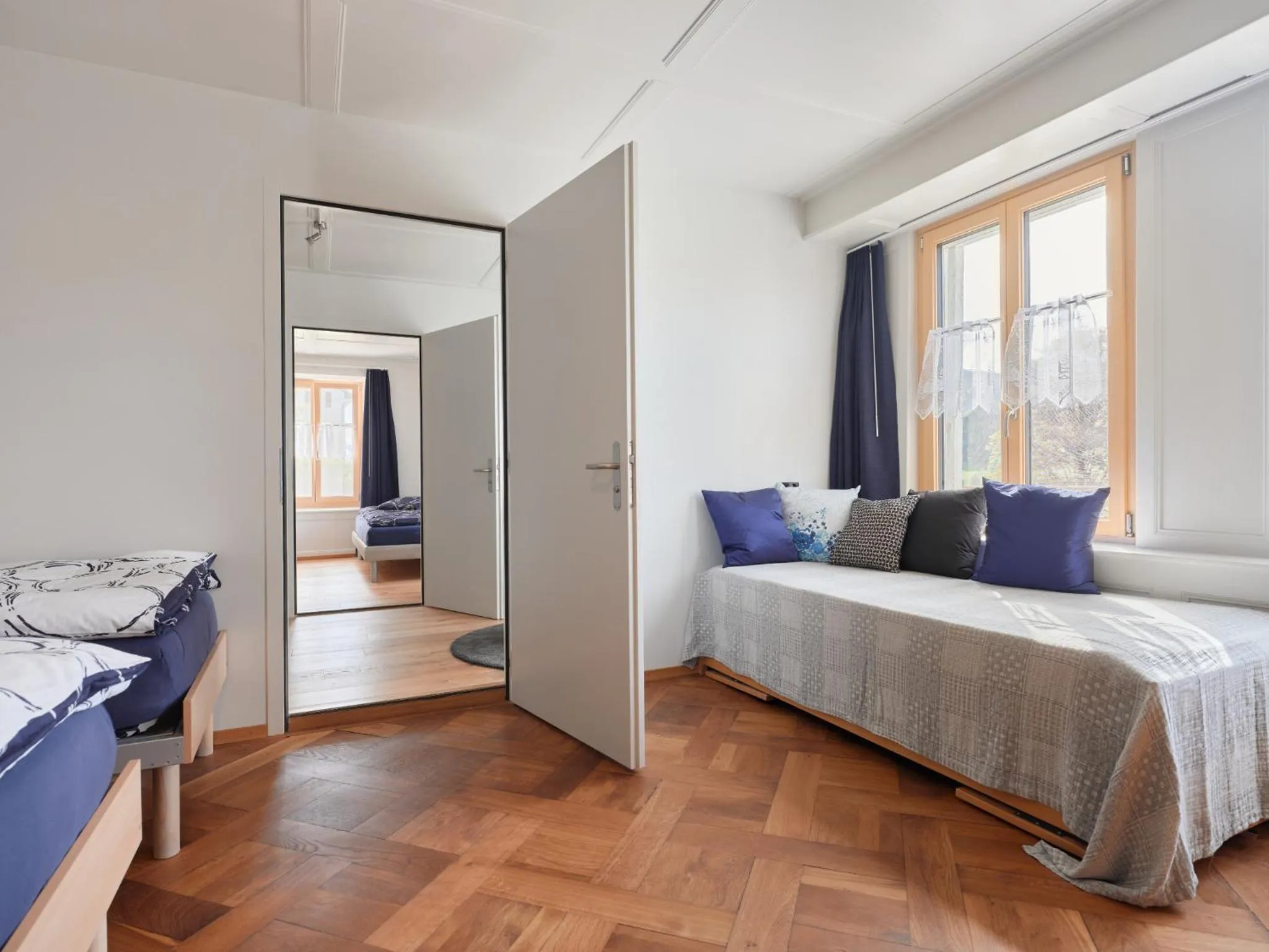 Photo of the whole room, Bed in Jurabelle