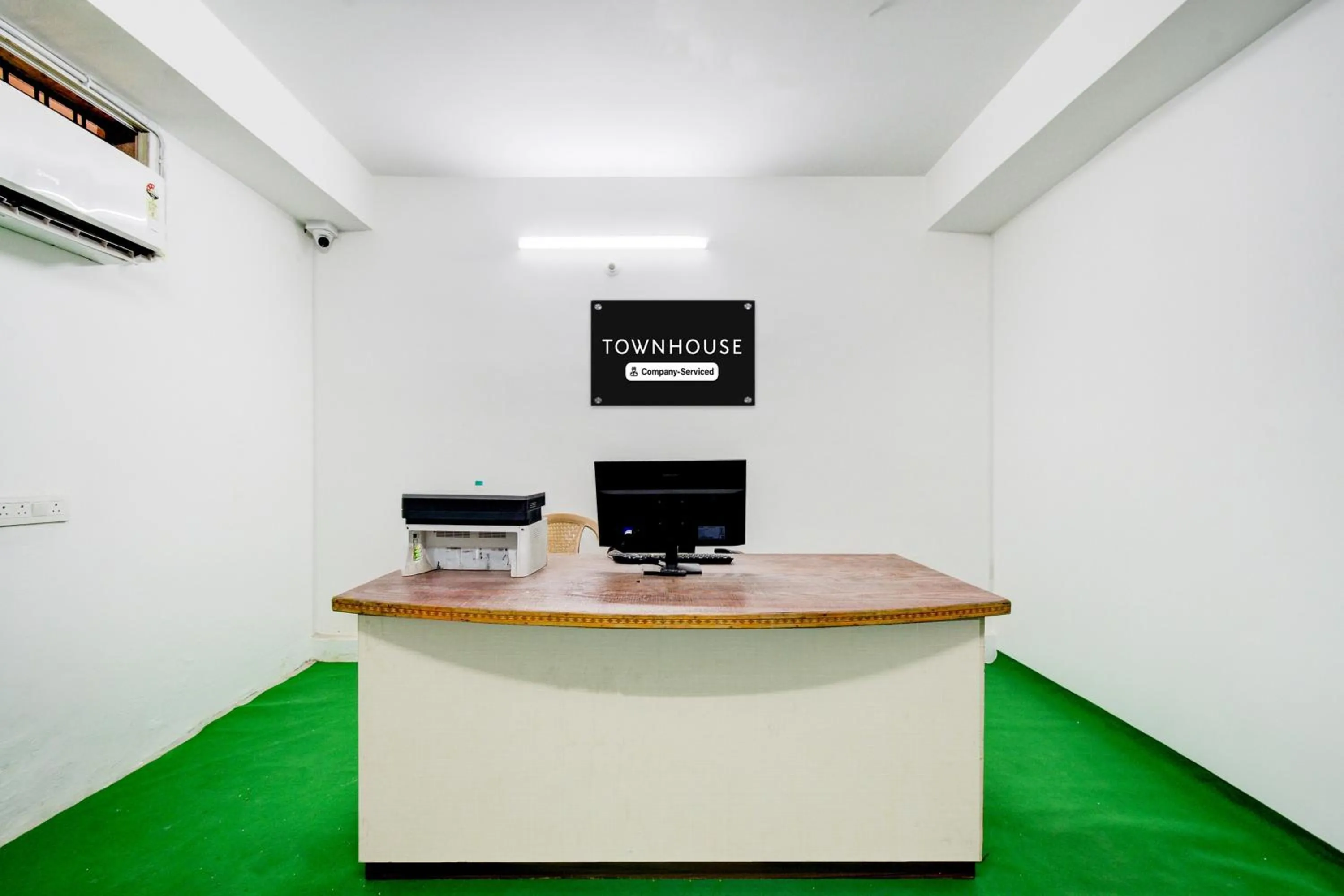 Lobby or reception in Super Townhouse LB Nagar Metro Station