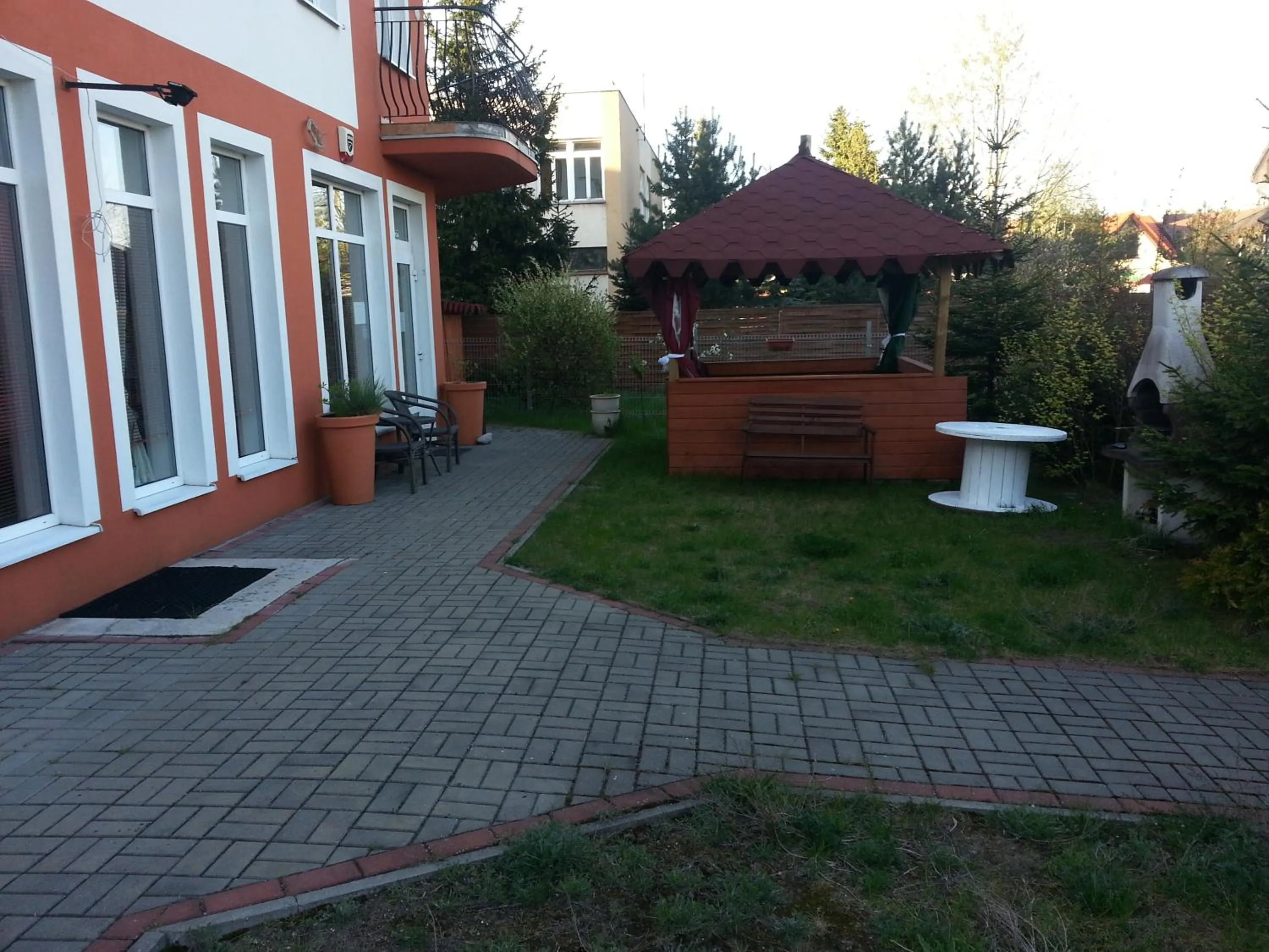 Facade/entrance in Villa Osowianka