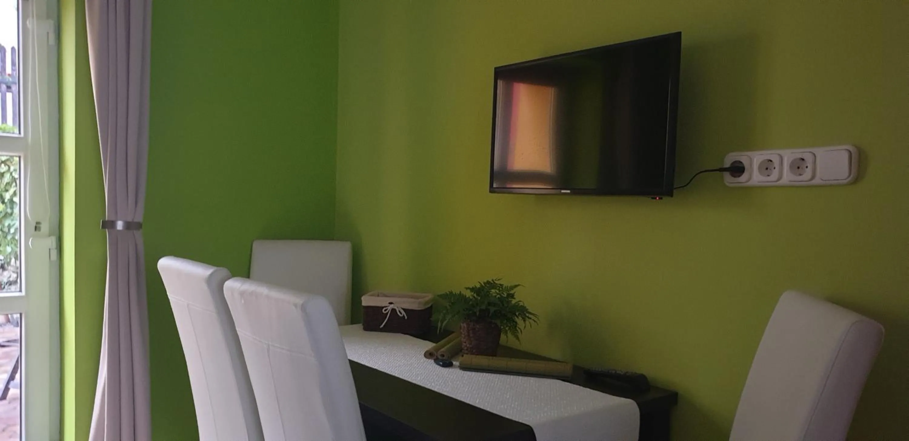 Tópart Apartman