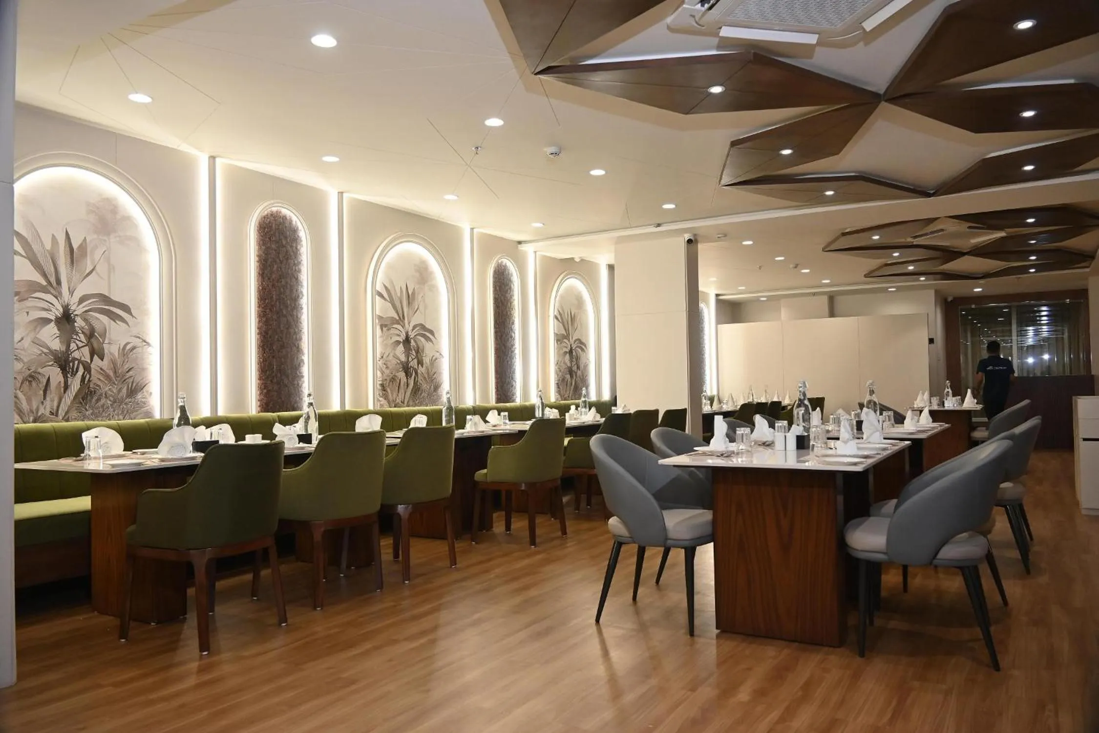 Pam Premium Hotel Vadodara