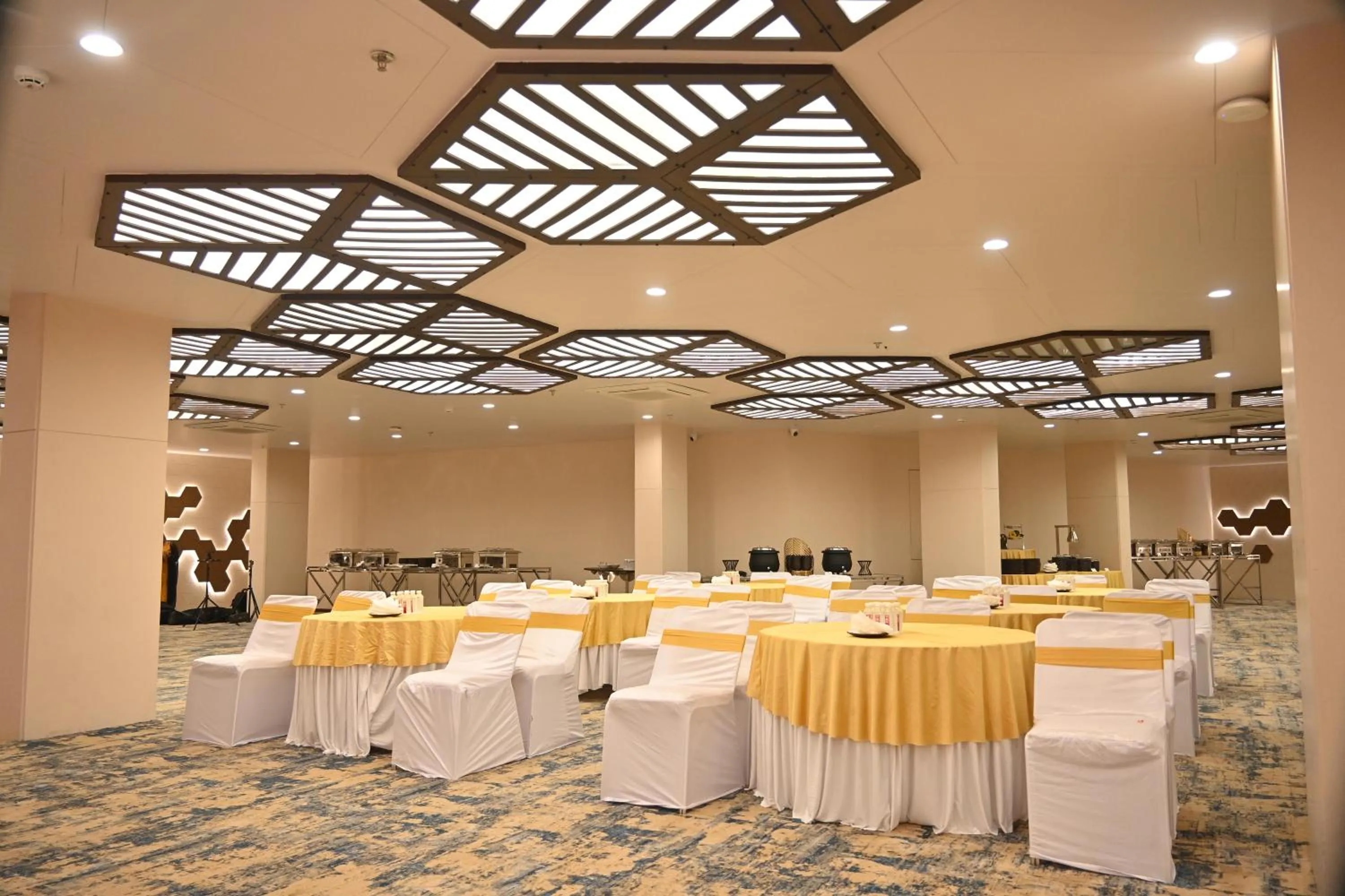Banquet/Function facilities in Pam Premium Hotel Vadodara