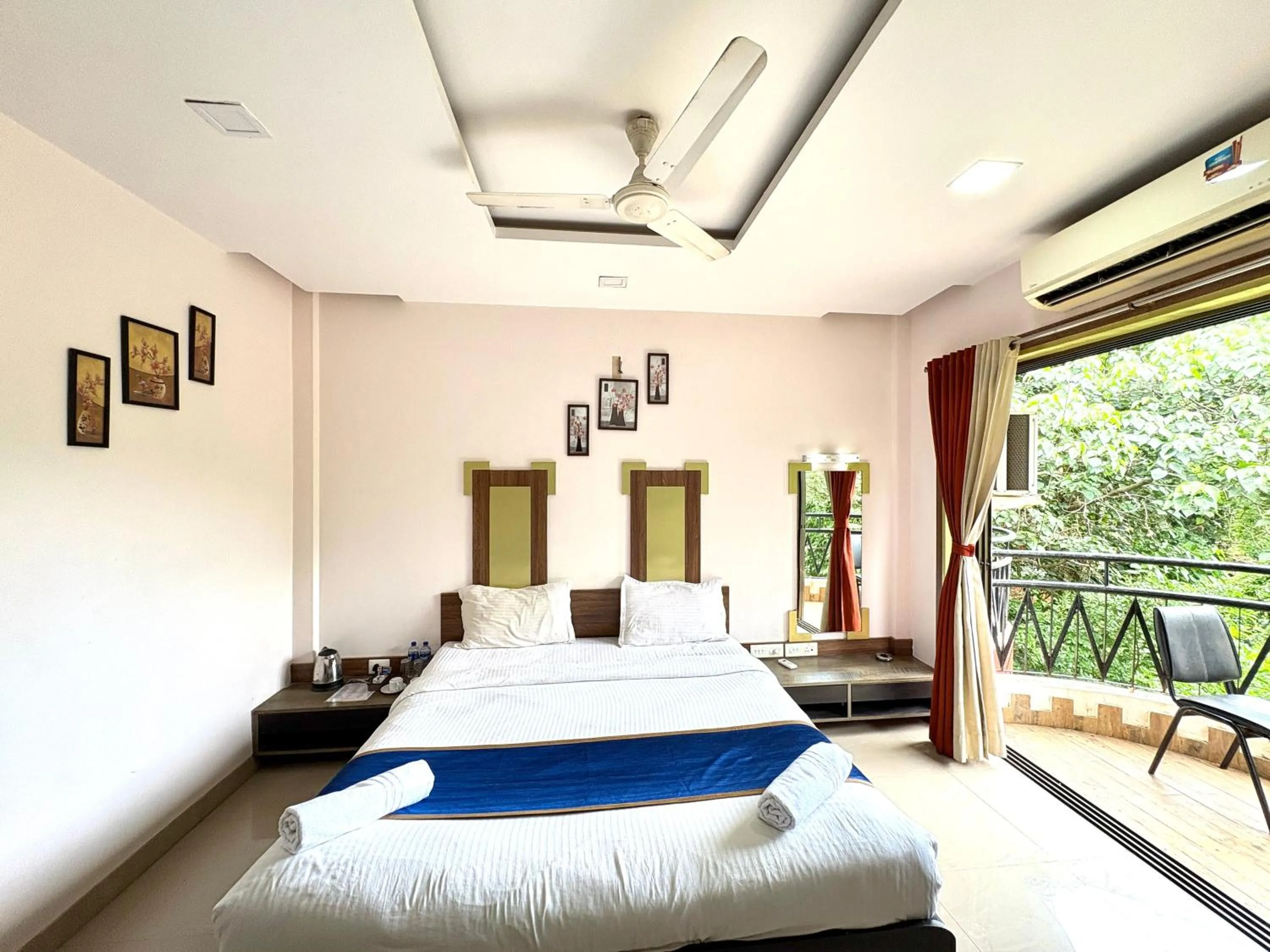 Photo of the whole room, Bed in Hotel Laxmi Residency