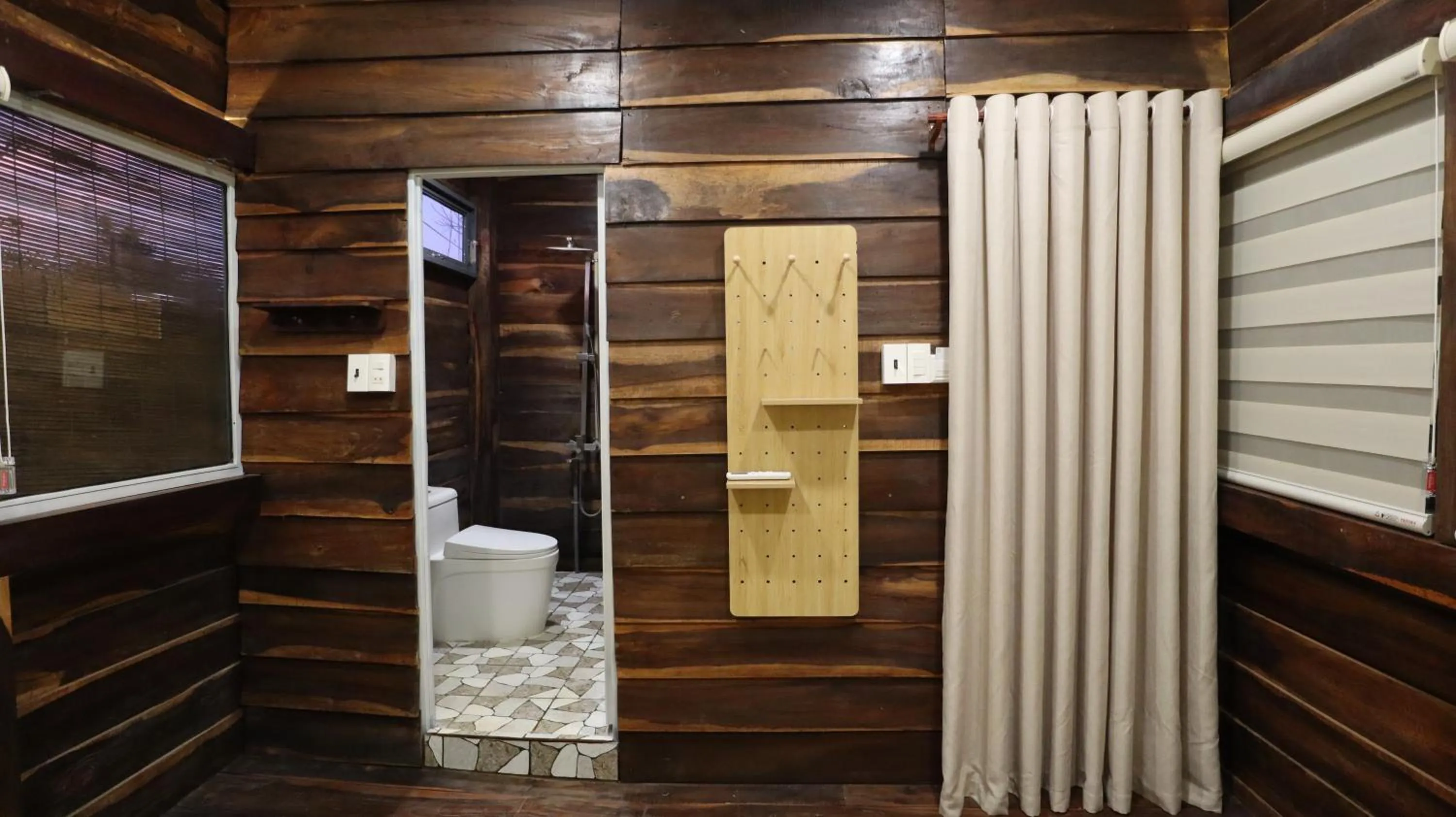 The 47 House Homestay BMT