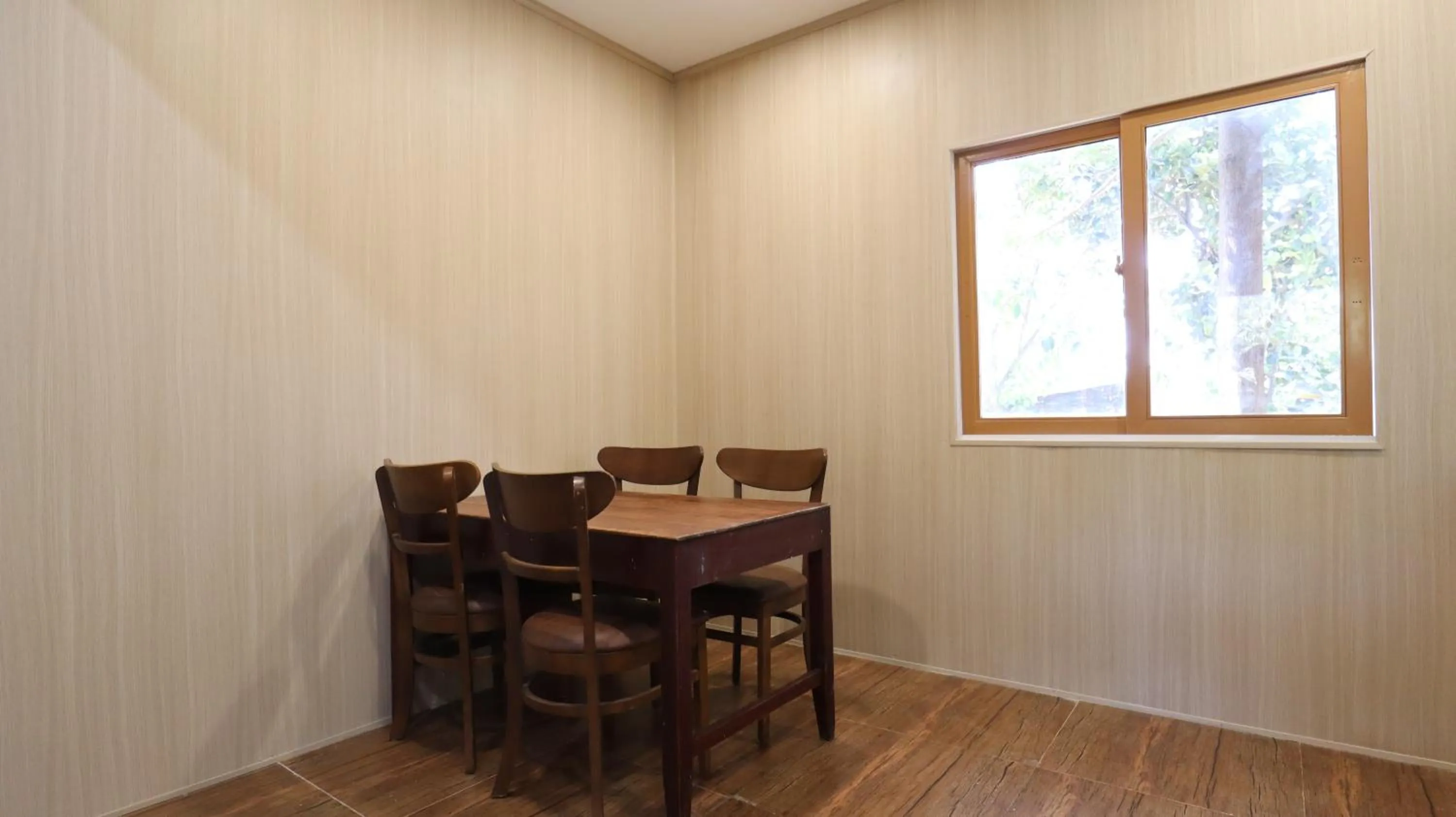 The 47 House Homestay BMT