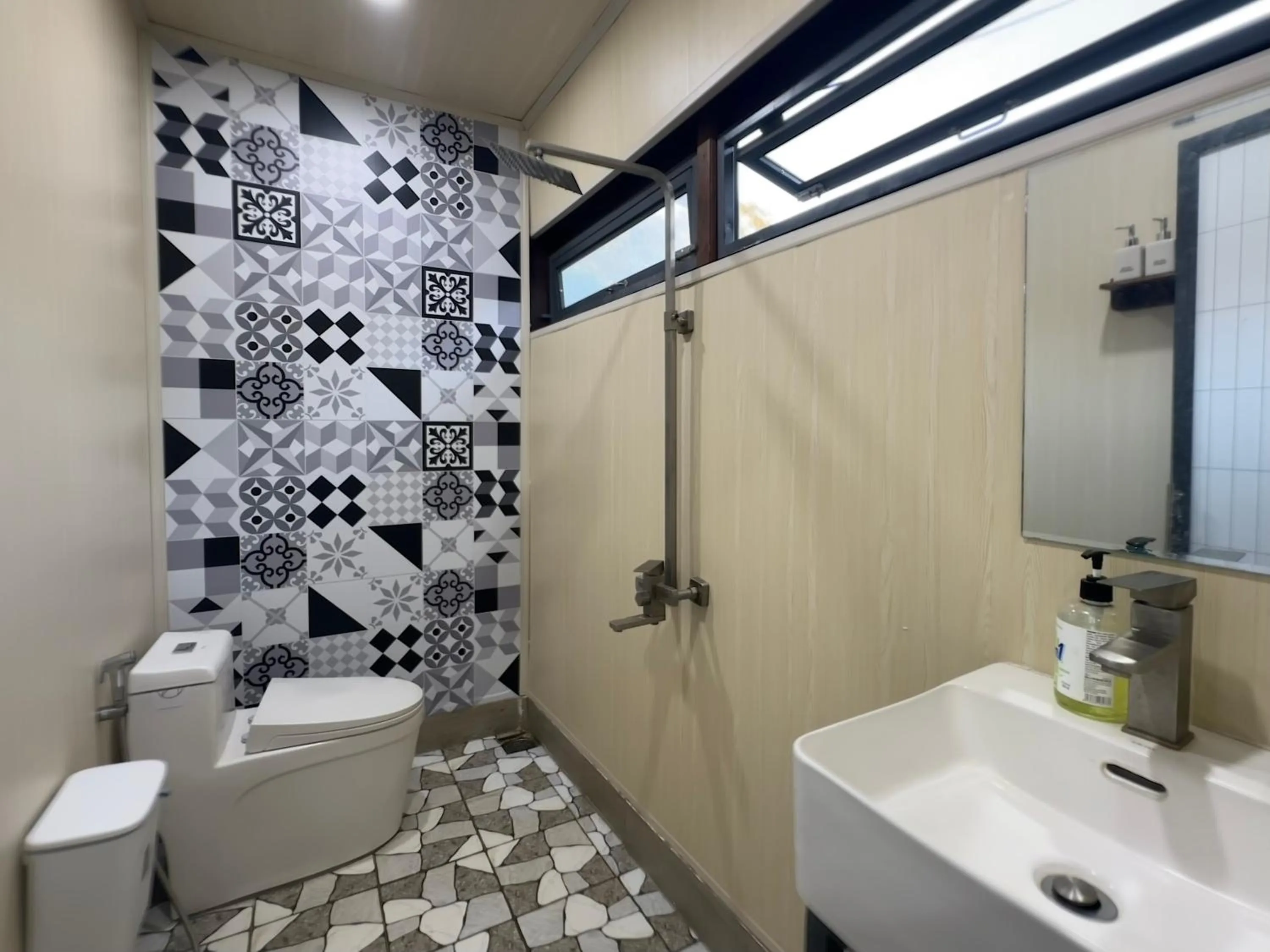 The 47 House Homestay BMT