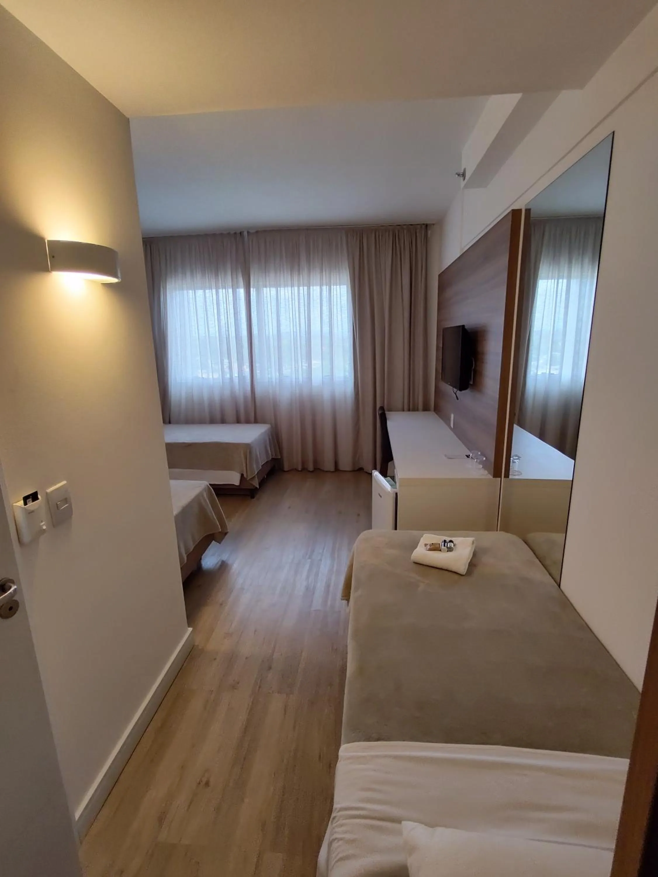 Photo of the whole room, Bed in Intercity Gravataí