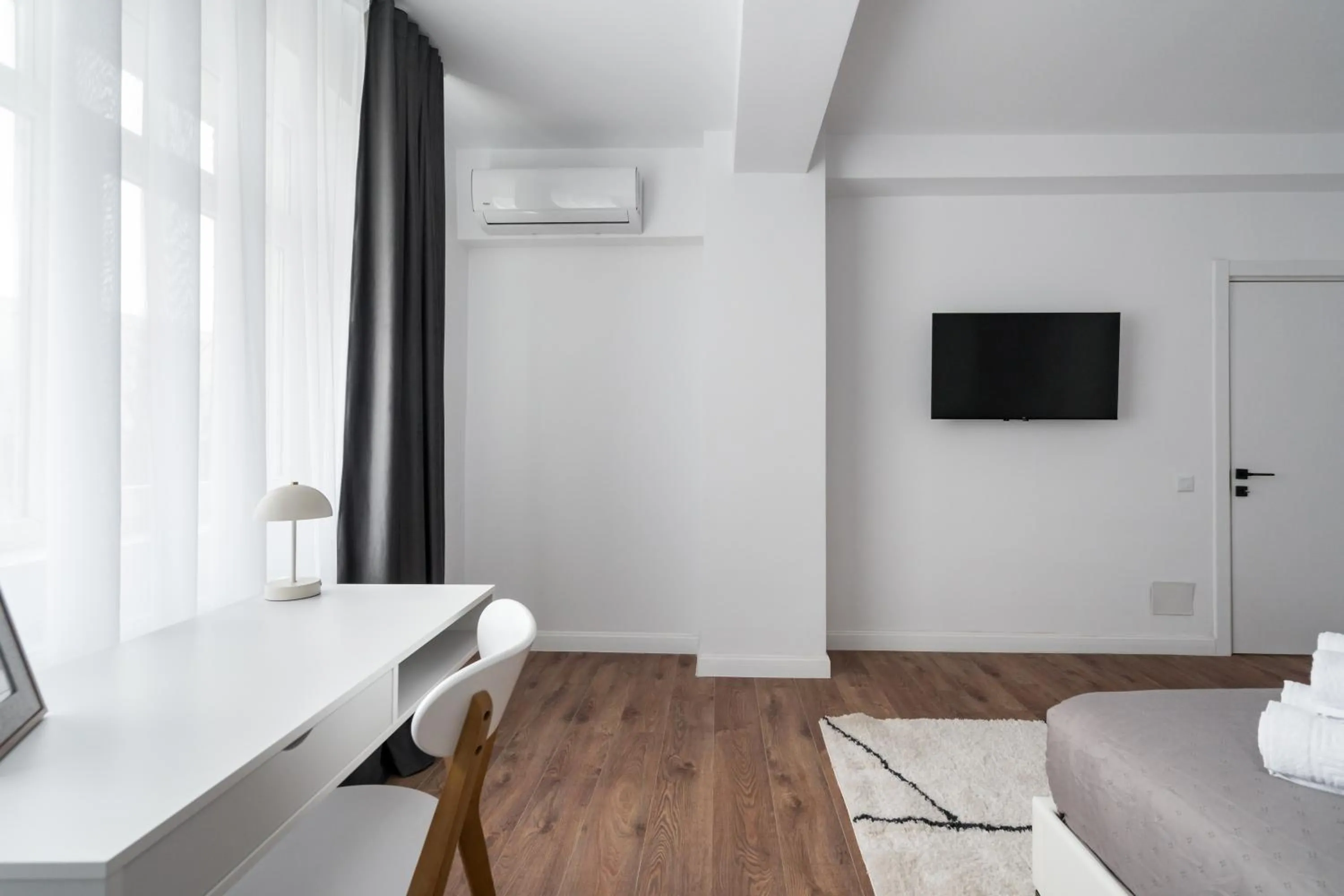 TV and multimedia, Bed in Pop Up ApartHotel