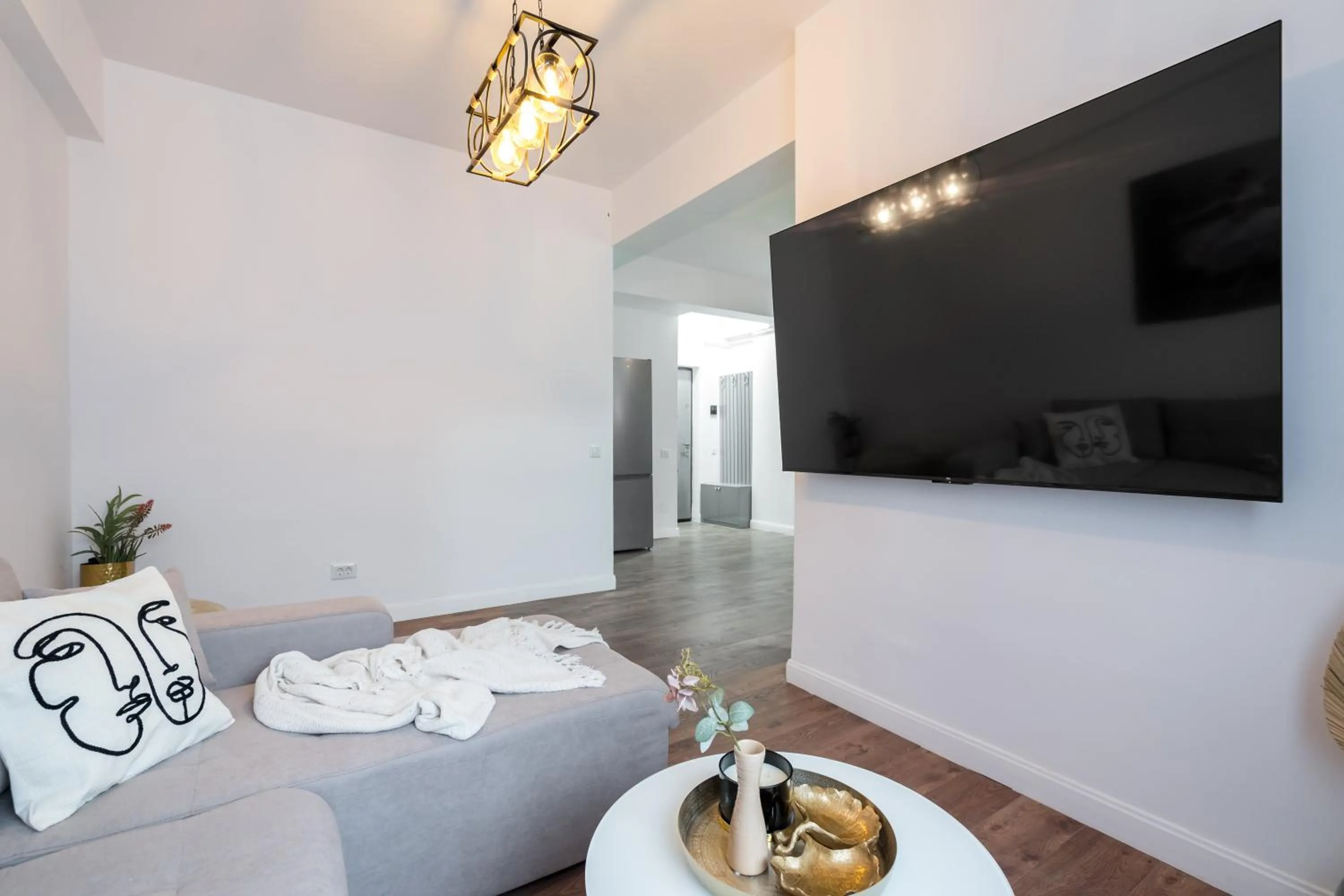 TV and multimedia in Pop Up ApartHotel