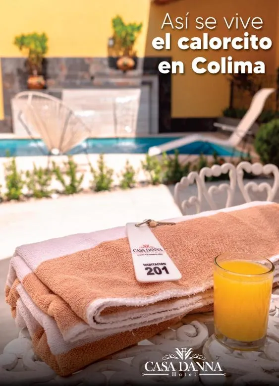 Swimming pool in Hotel Casa Danna