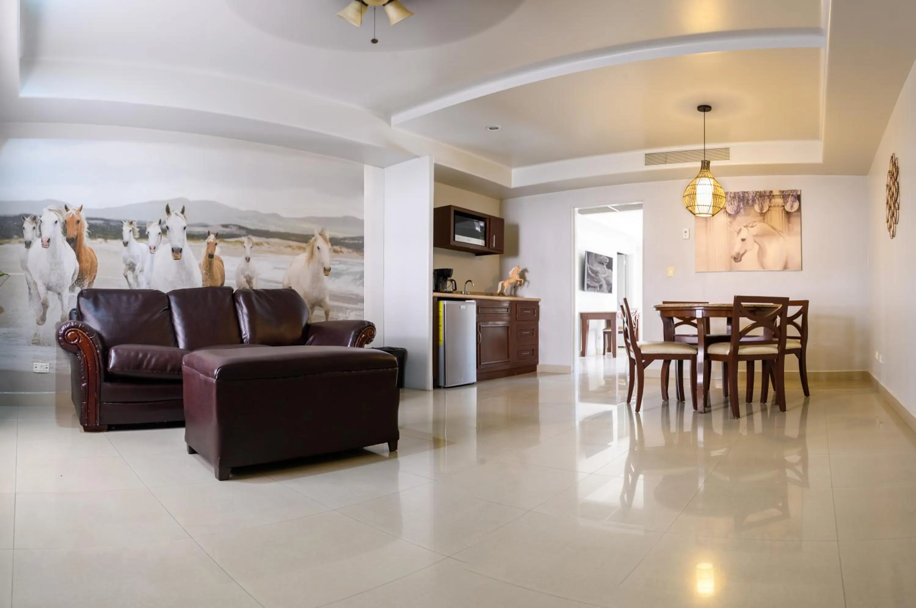 Kitchen or kitchenette in Hotel Santorian