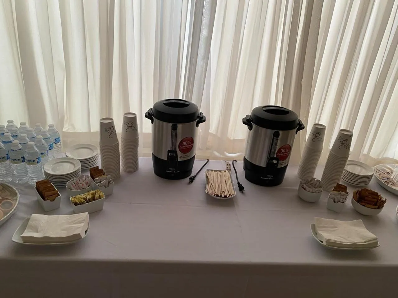 Coffee/tea facilities in Hotel Santorian