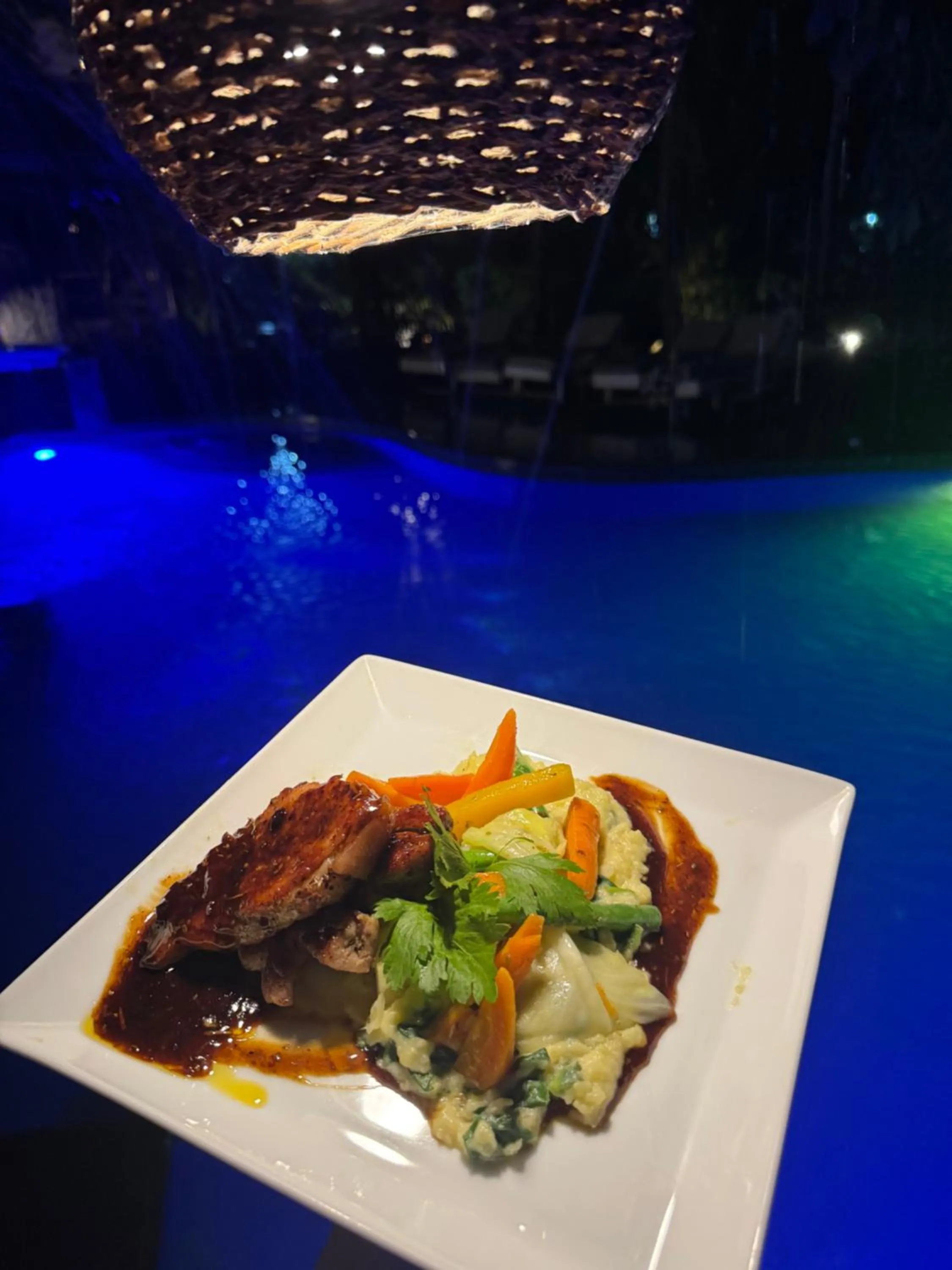 Food in Sundaras Family Suites